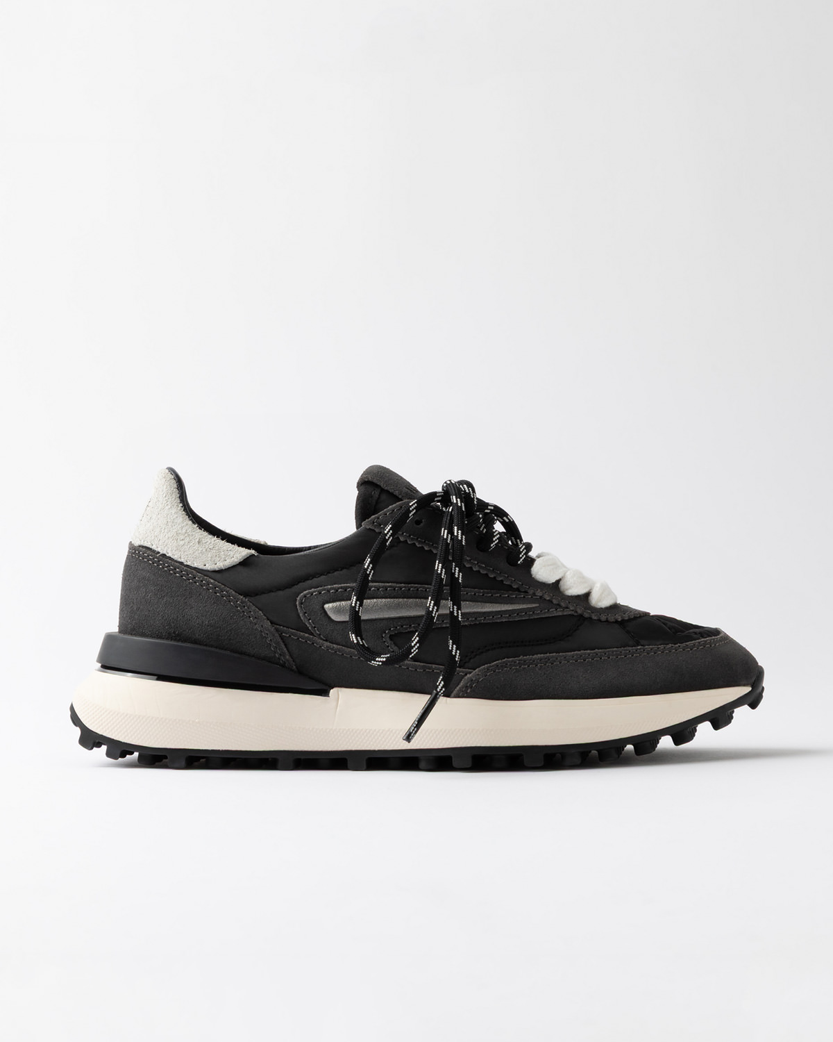 D.A.T.E.: ATHLETA NYLON BLACK