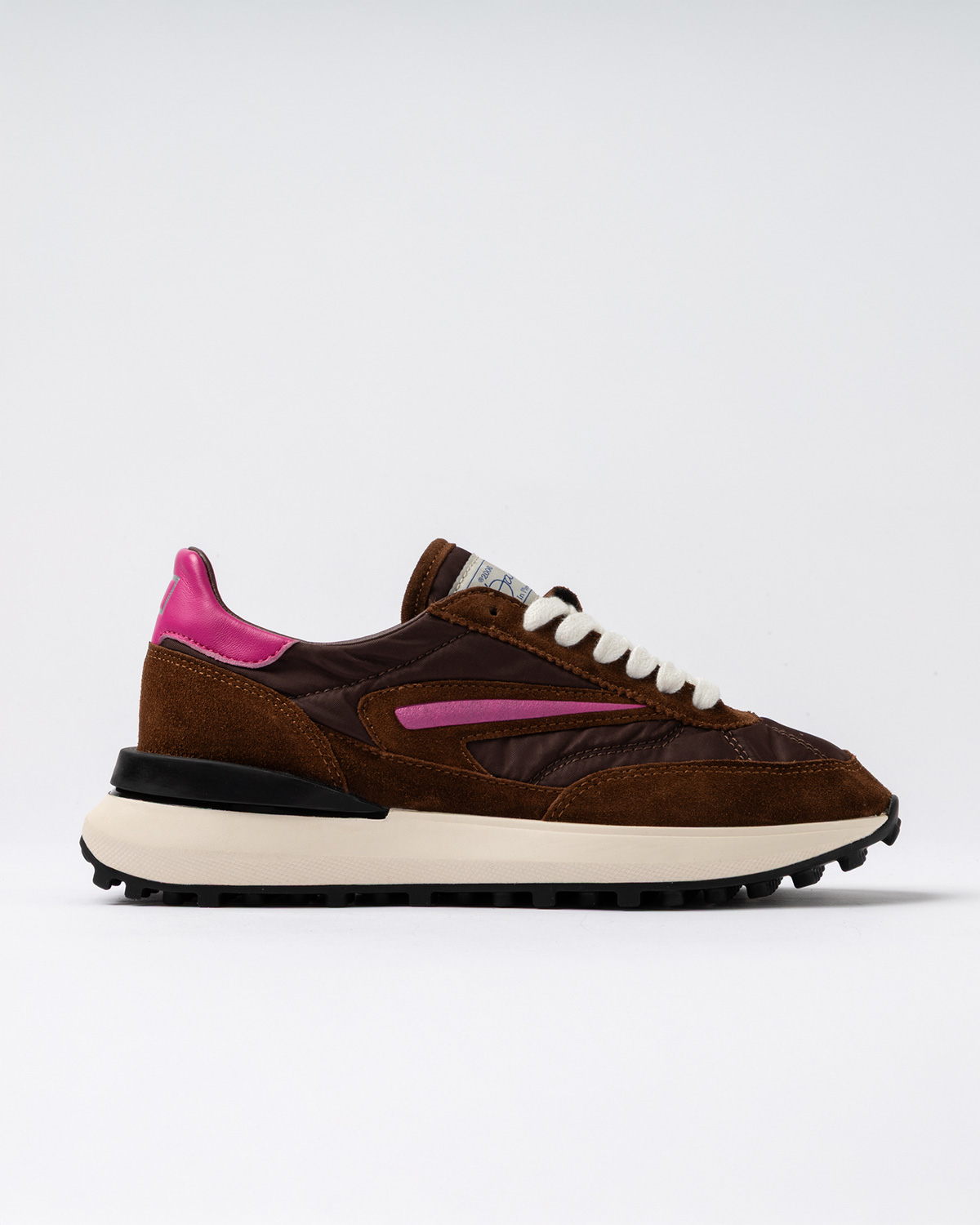 D.A.T.E.: ATHLETA NYLON BROWN