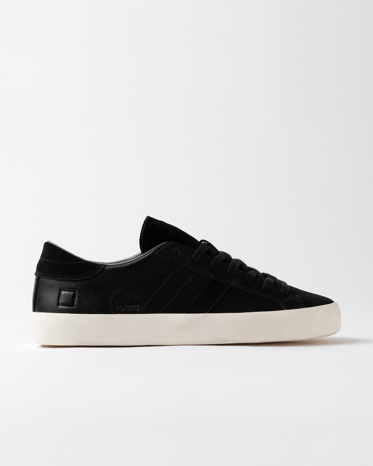 D.A.T.E.: HILL LOW BASIC BLACK