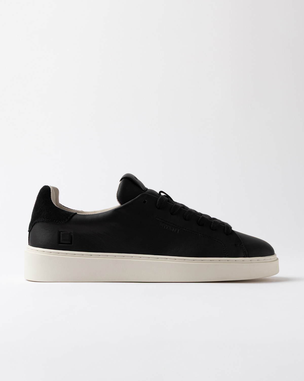 D.A.T.E.: LEVANTE CALF BLACK