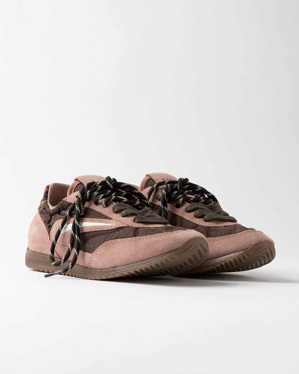 D.A.T.E.: ATHLETA BALLET NYLON BROWN-PINK