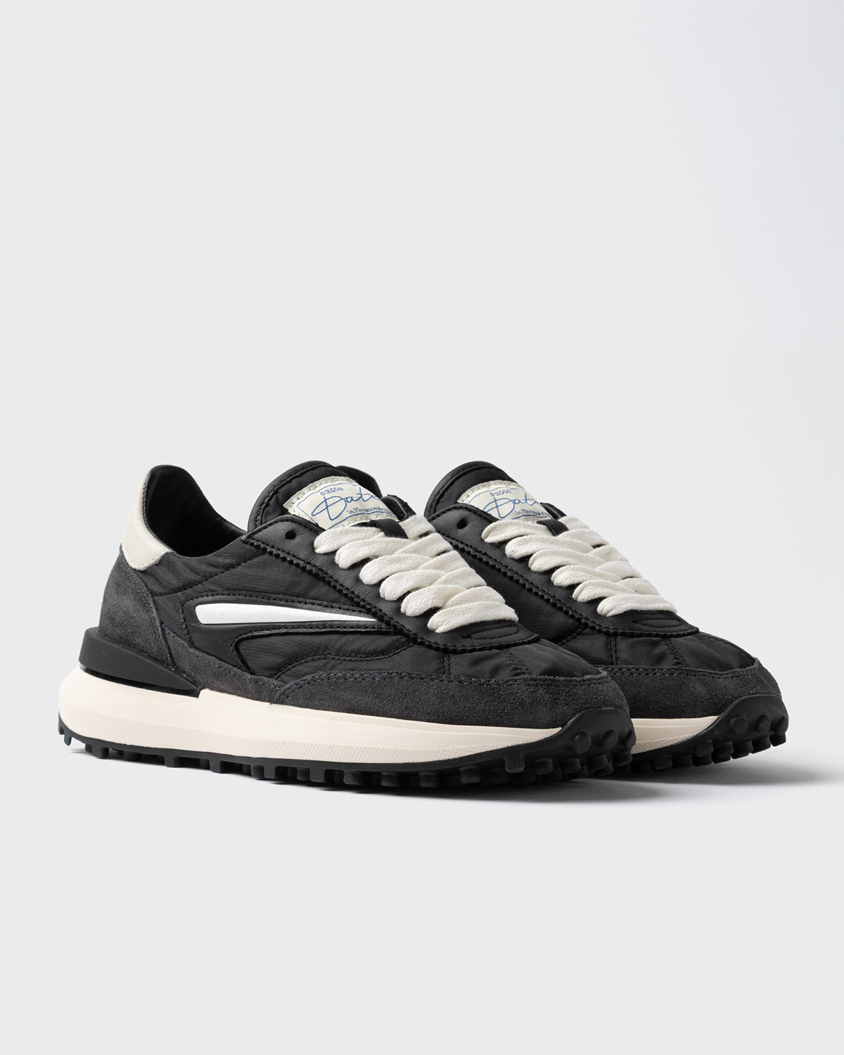 D.A.T.E.: ATHLETA NYLON BLACK