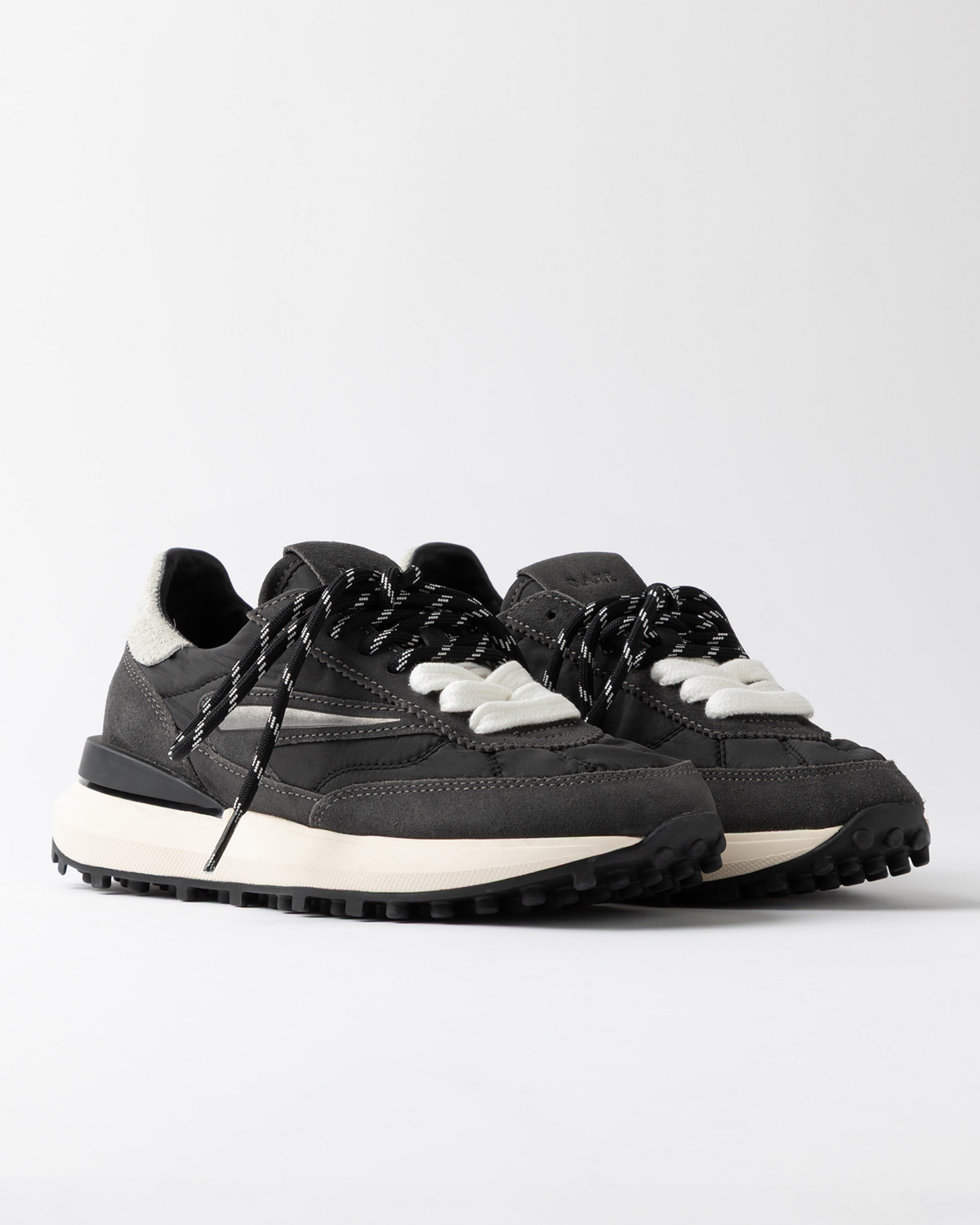 D.A.T.E.: ATHLETA NYLON BLACK