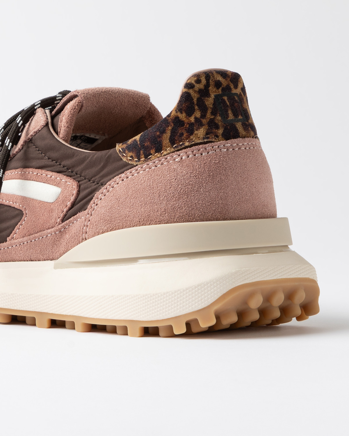 D.A.T.E.: ATHLETA NYLON BROWN-PINK