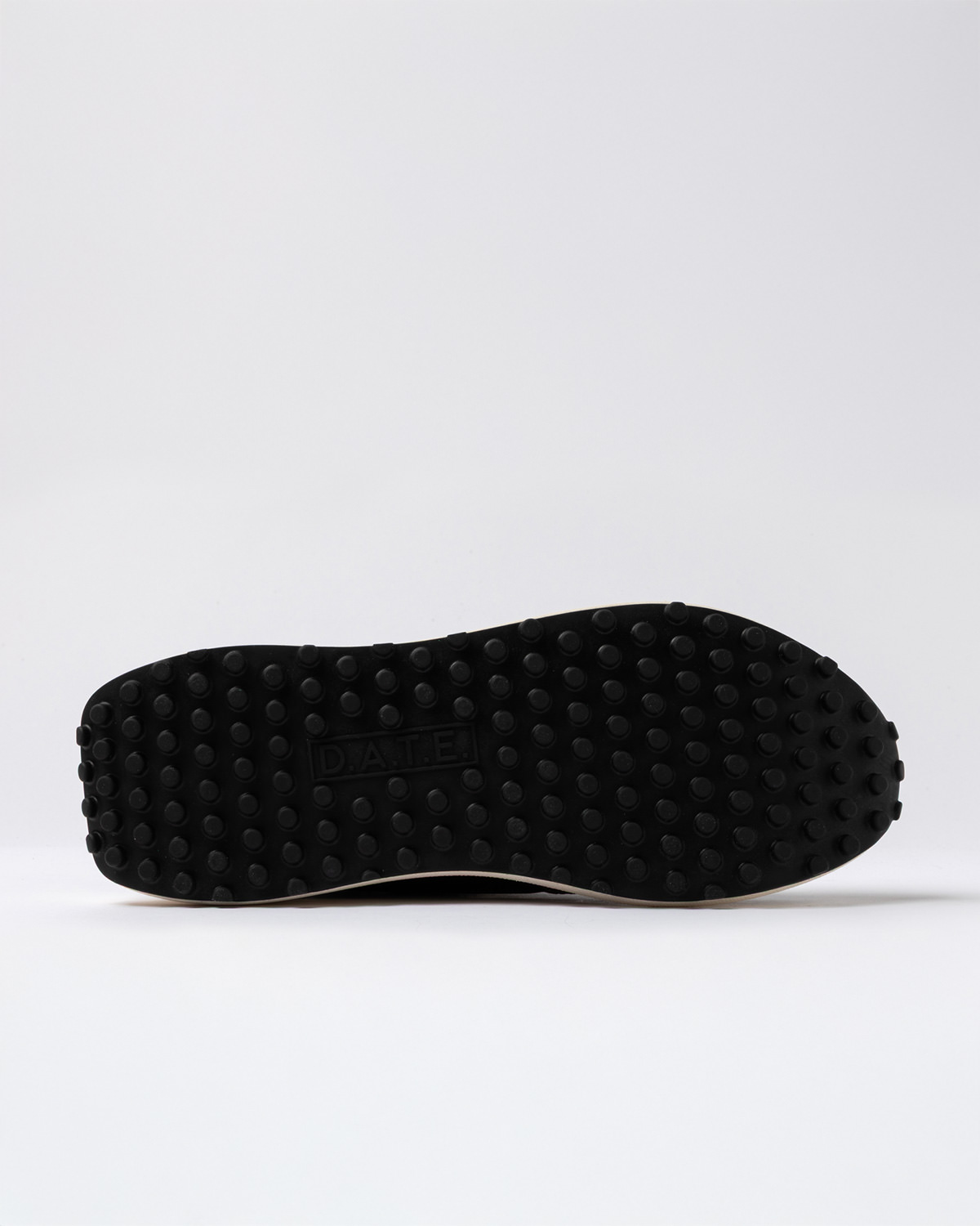 D.A.T.E.: ATHLETA NYLON CUOIO