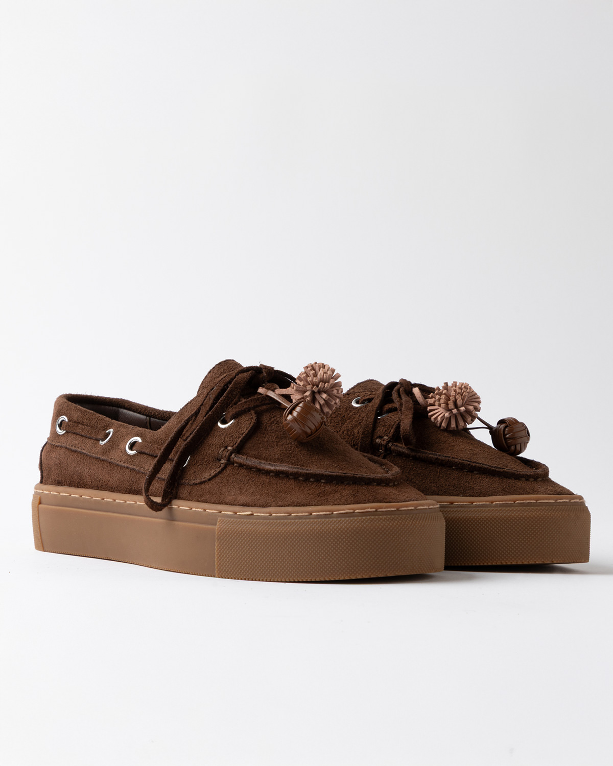 D.A.T.E.: CALETTA SUEDE BROWN