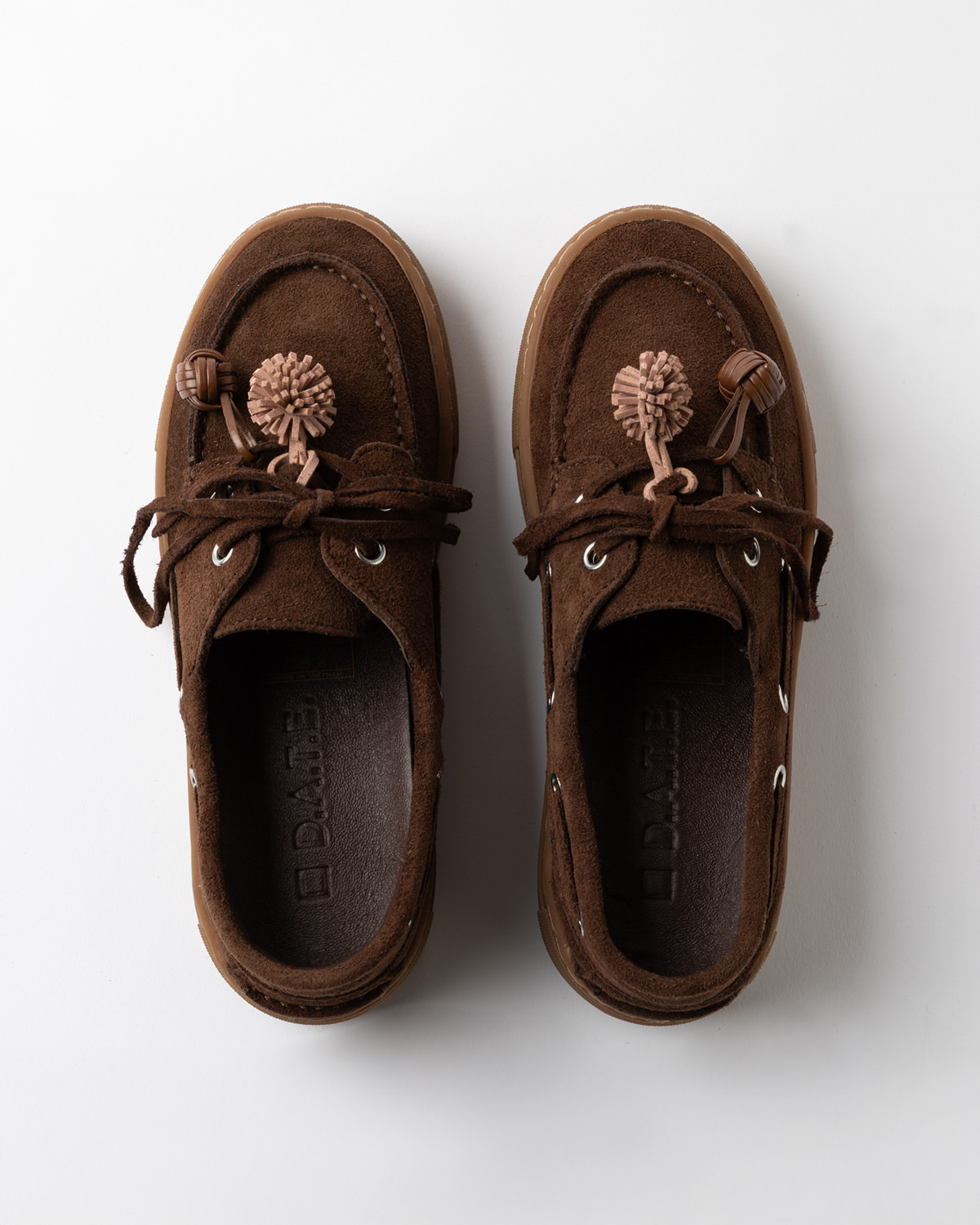 D.A.T.E.: CALETTA SUEDE BROWN