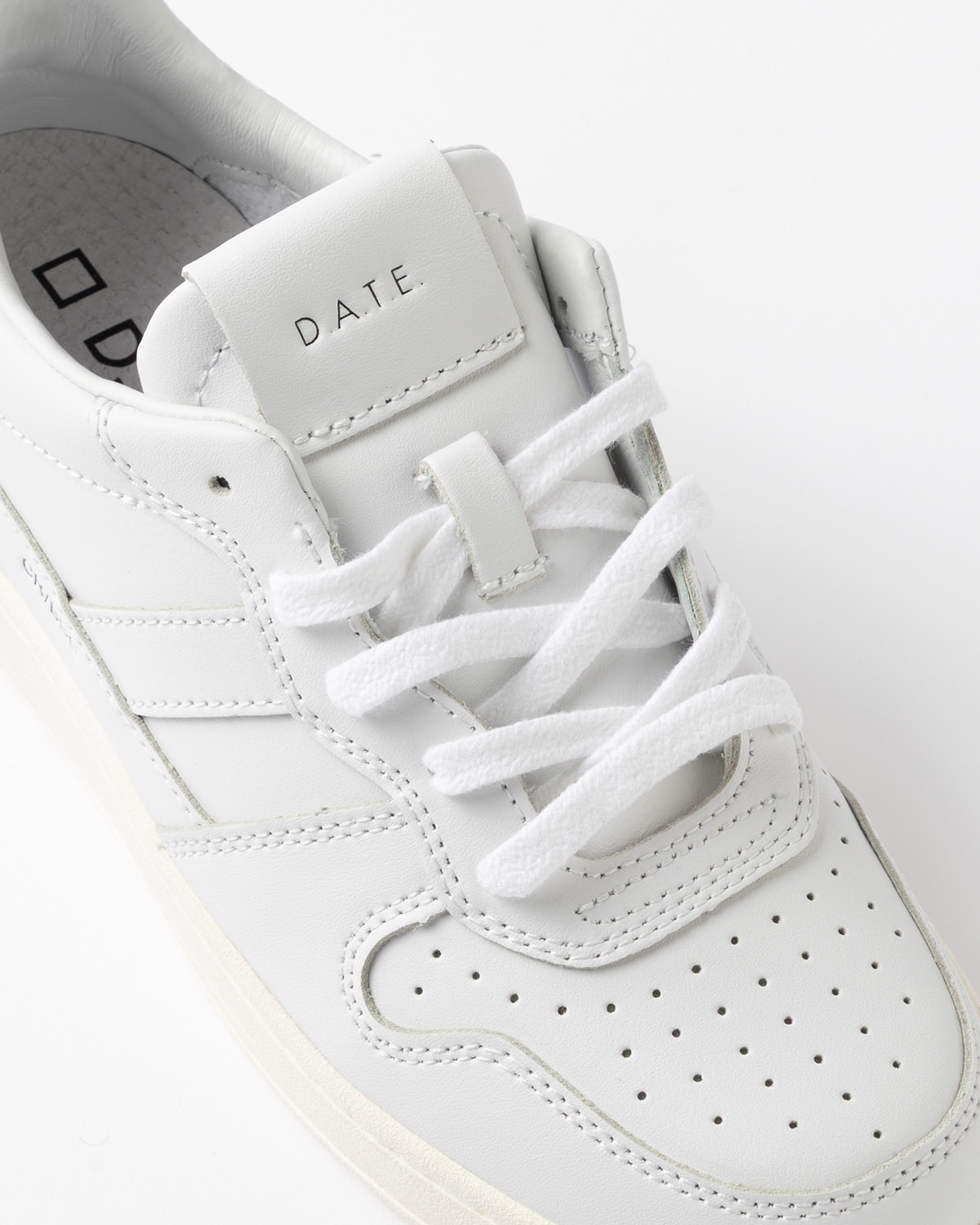 D.A.T.E.: COURT 2.0 BASIC WHITE