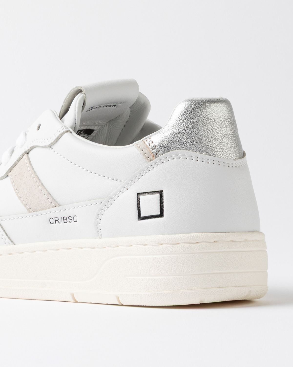 D.A.T.E.: COURT 2.0 BASIC WHITE-SILVER