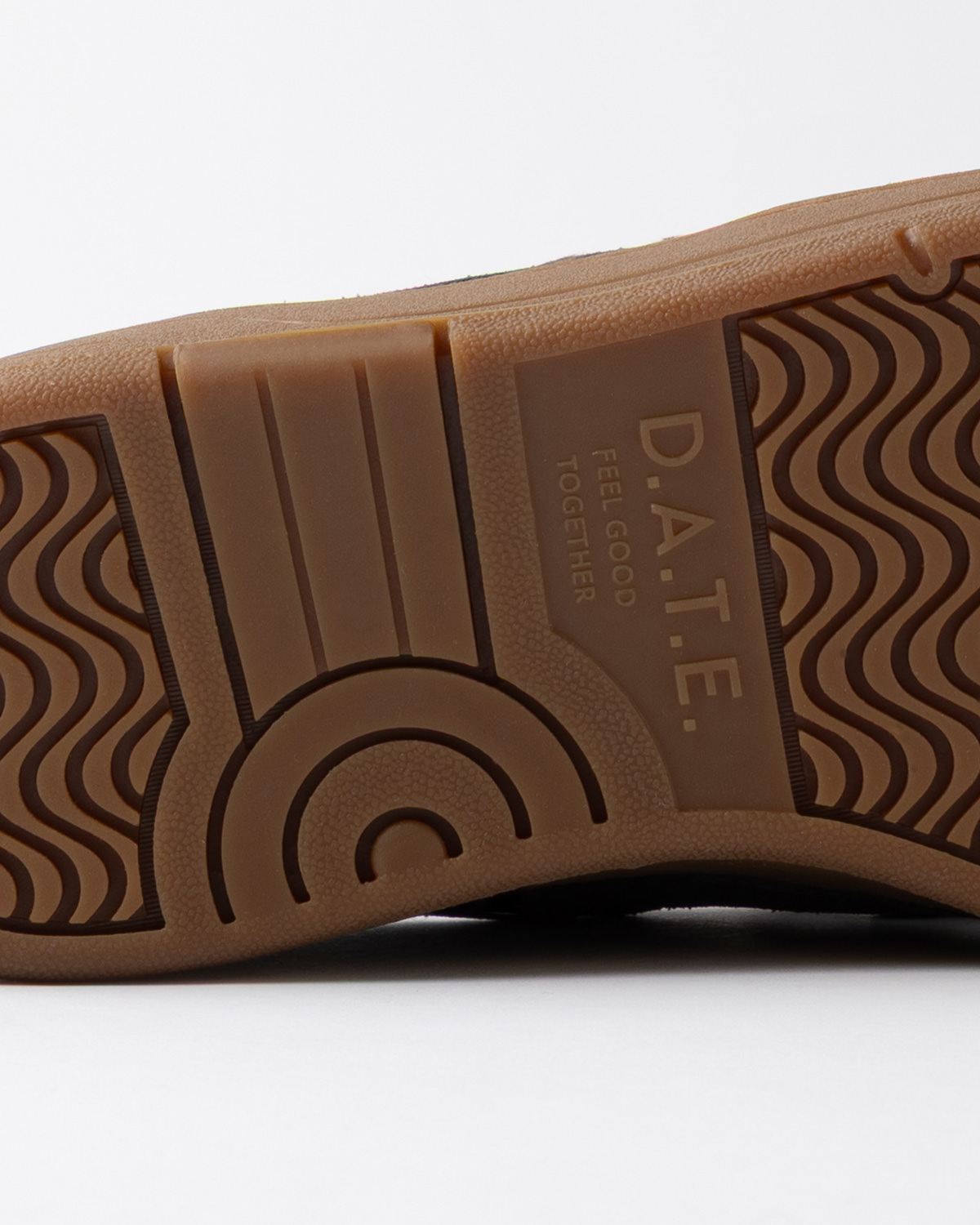 D.A.T.E.: COURT 2.0 SUEDE ANTHRACITE