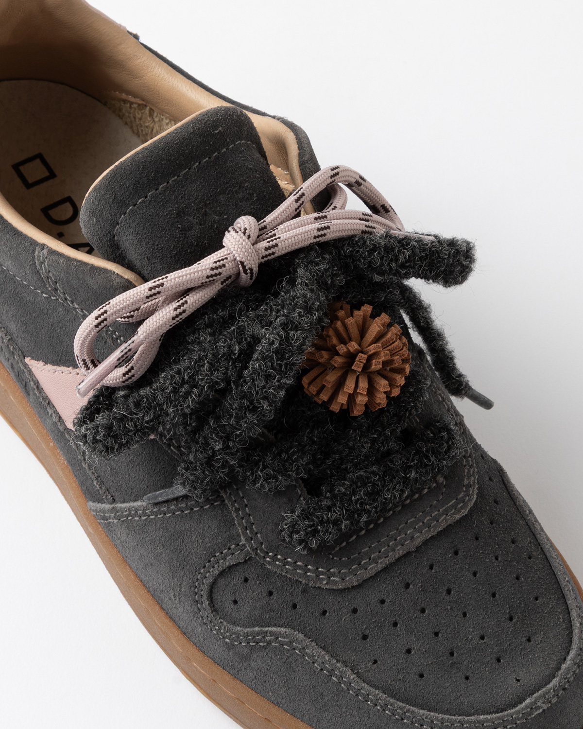 D.A.T.E.: COURT 2.0 SUEDE ANTHRACITE