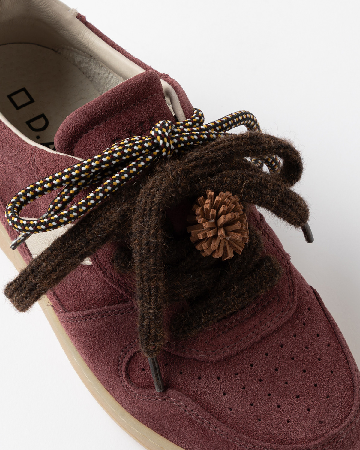 D.A.T.E.: COURT 2.0 SUEDE BORDEAUX