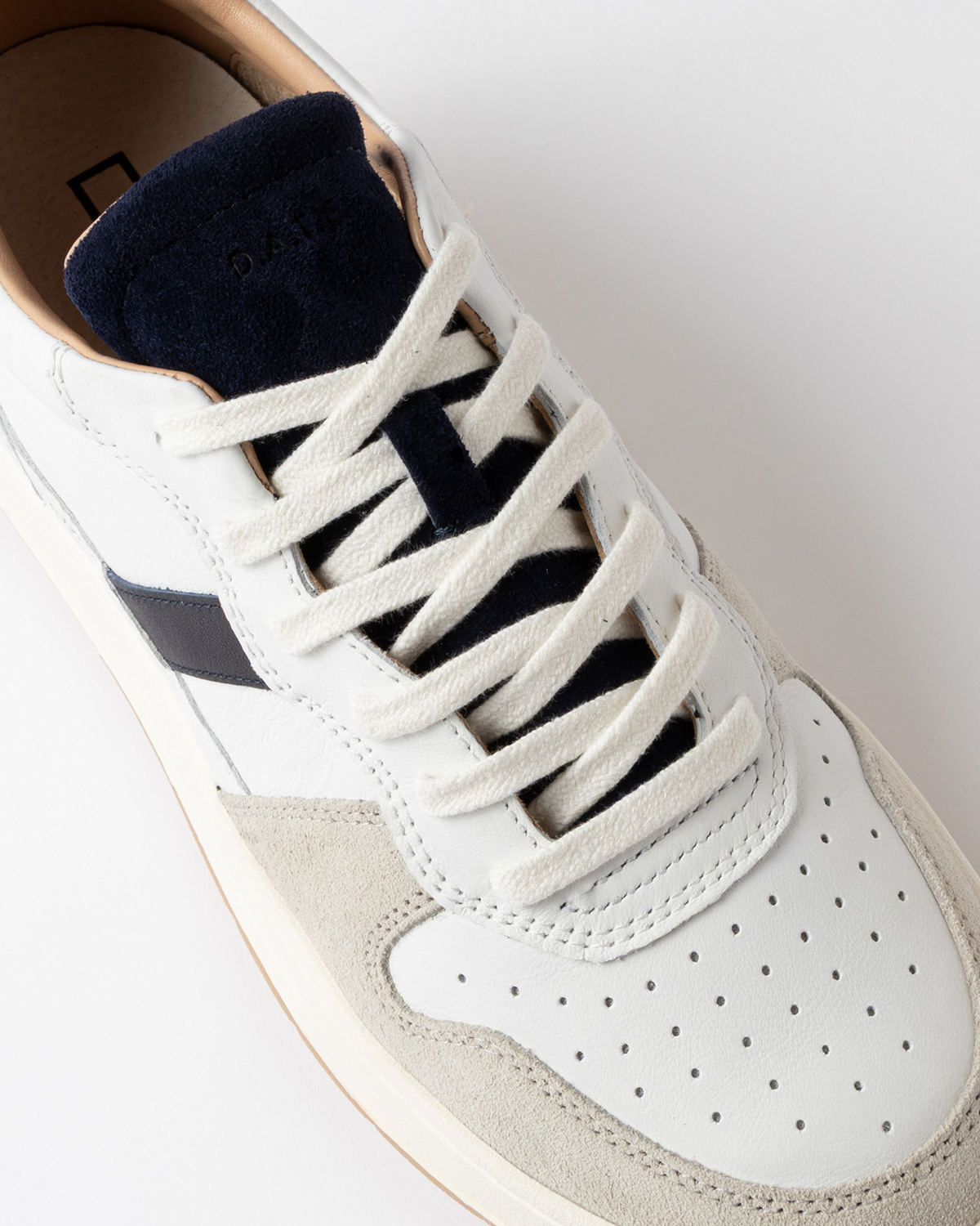 D.A.T.E.: COURT 2.0 VINTAGE WHITE-BROWN