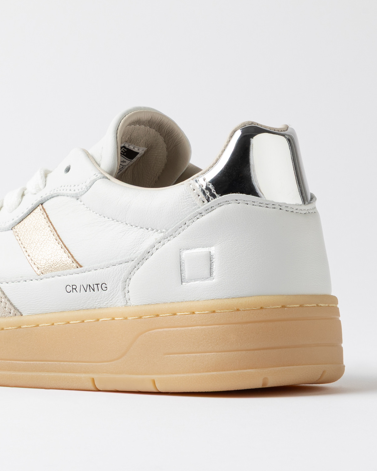 D.A.T.E.: COURT 2.0 VINTAGE WHITE