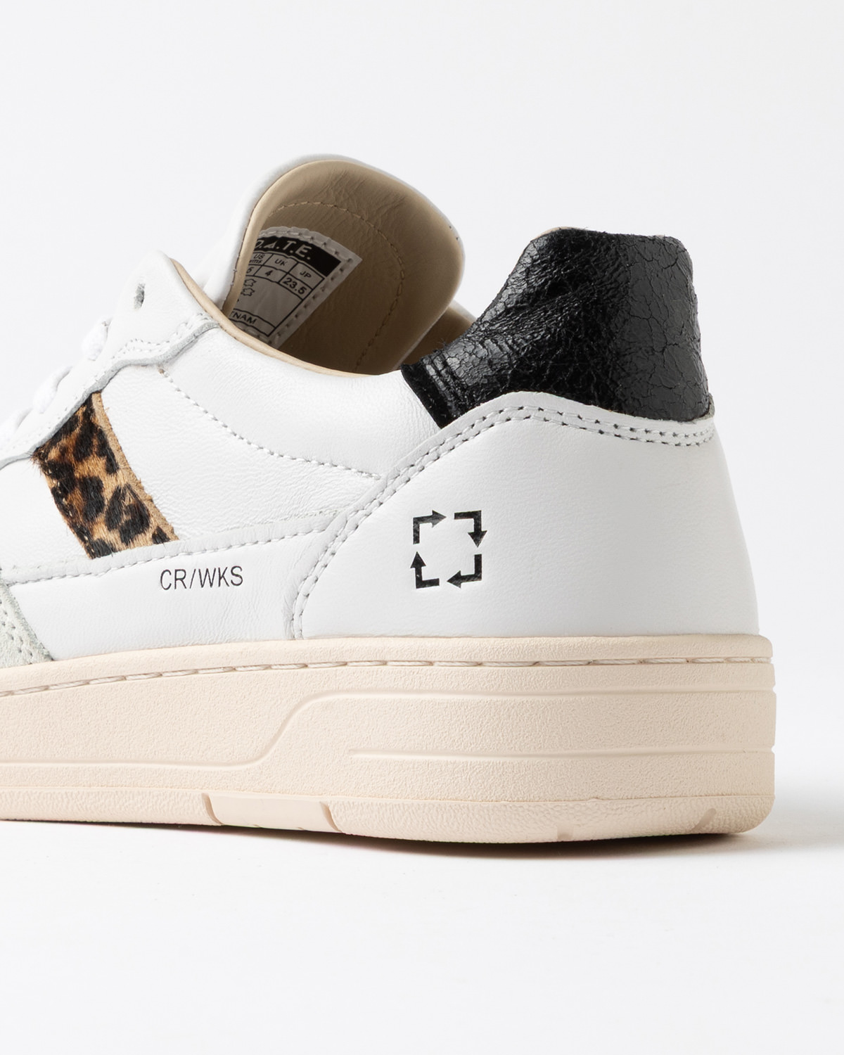 D.A.T.E.: COURT 2.0 WORKSHOP WHITE-LEOPARD