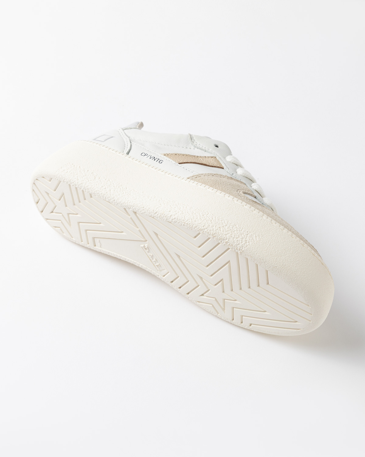 D.A.T.E.: COURT PLATFORM VINTAGE WHITE