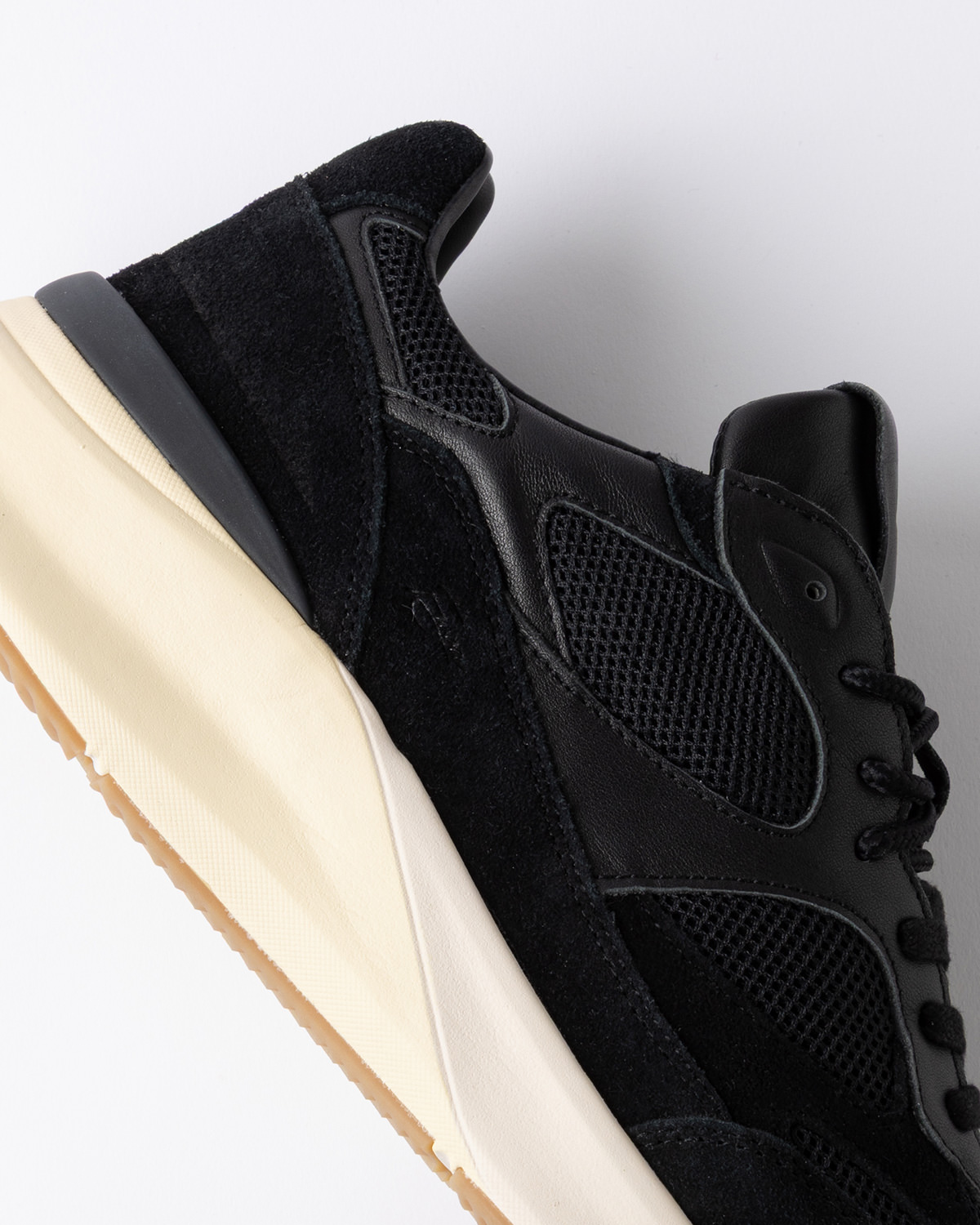 D.A.T.E.: FUGA 20' COLORED BLACK