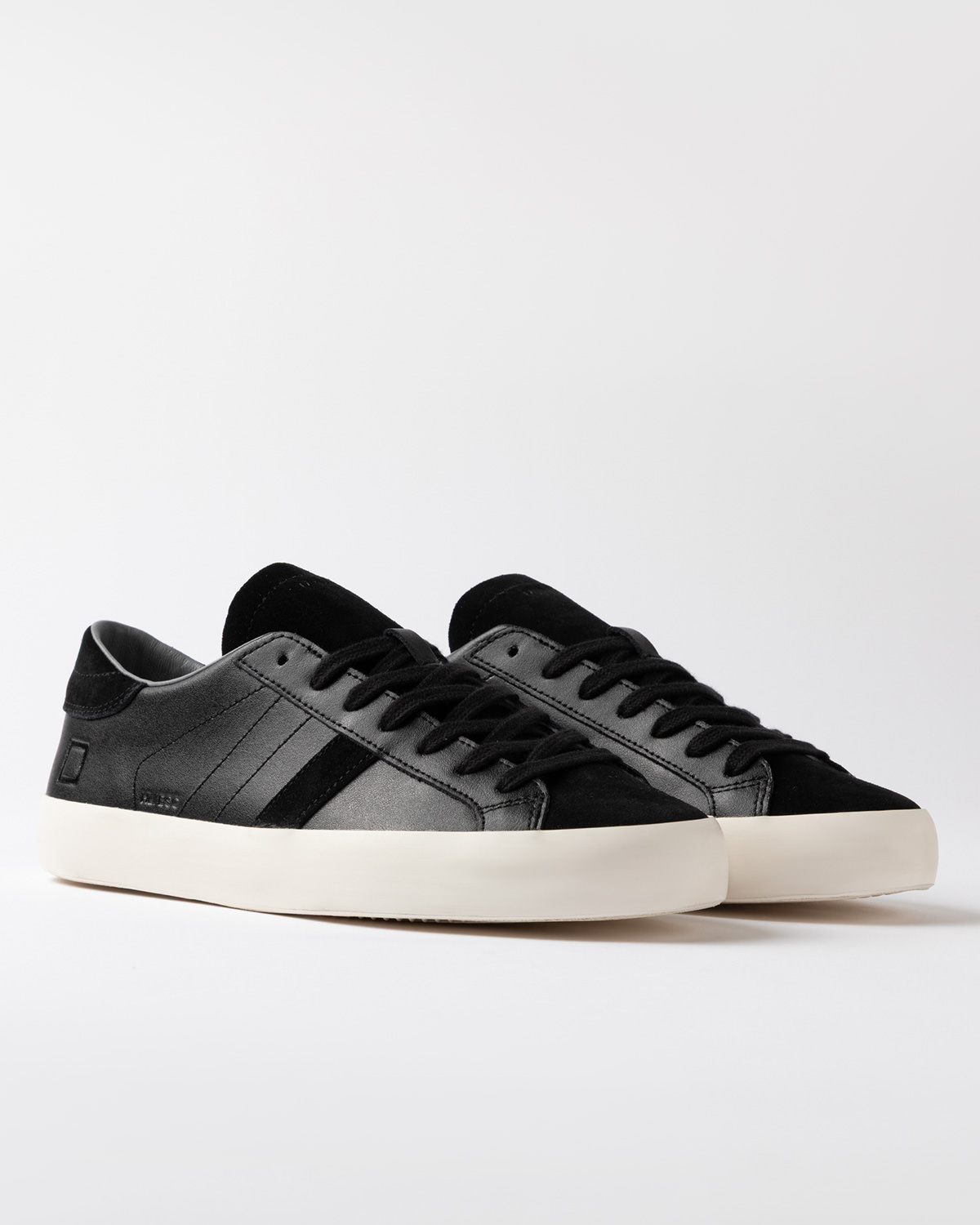 D.A.T.E.: HILL LOW BASIC BLACK