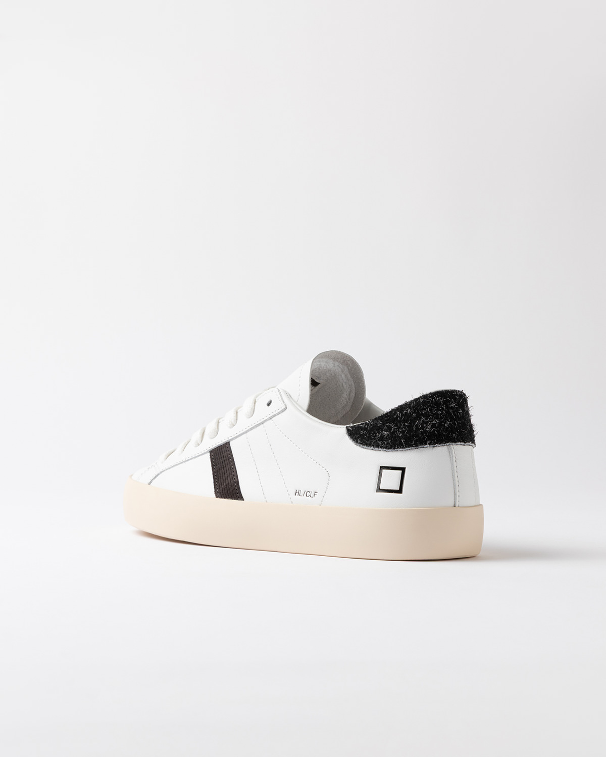 D.A.T.E.: HILL LOW CALF WHITE-BLACK