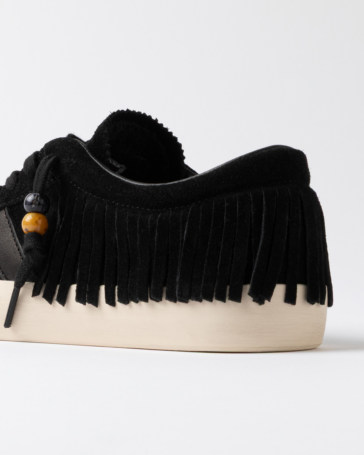 D.A.T.E.: HILL LOW FRINGED BLACK