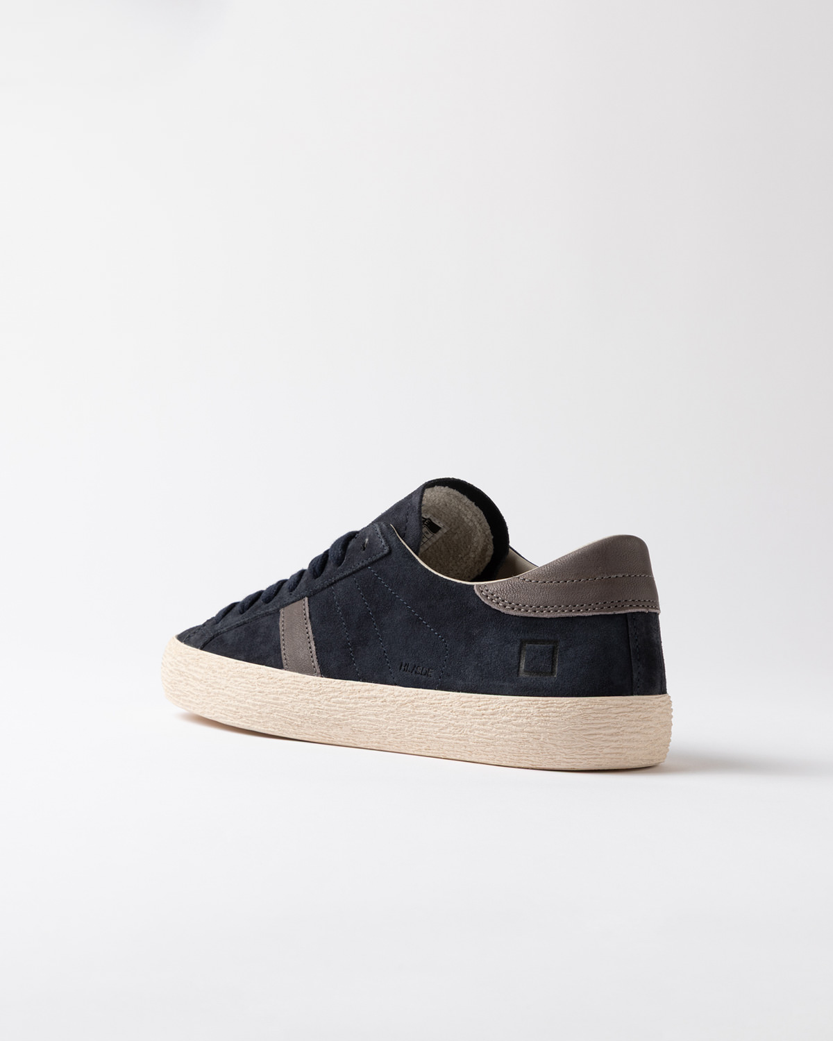 D.A.T.E.: HILL LOW SUEDE BLUE
