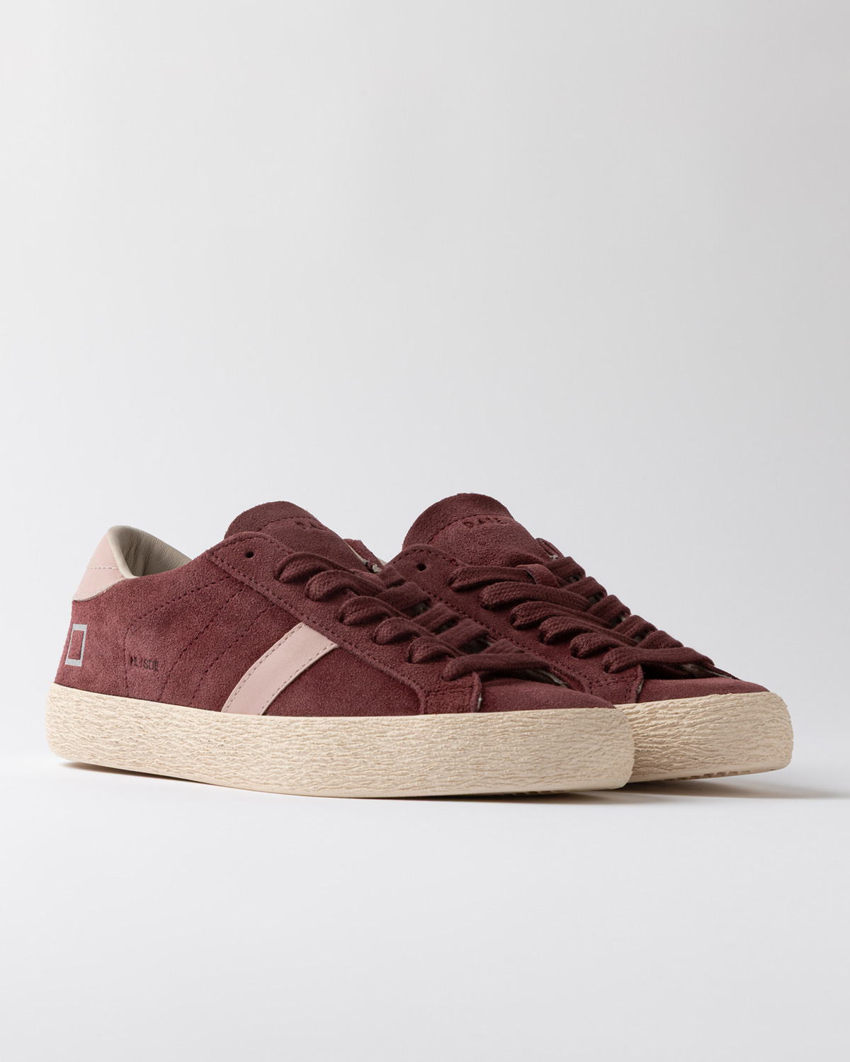 D.A.T.E.: HILL LOW SUEDE BORDEAUX