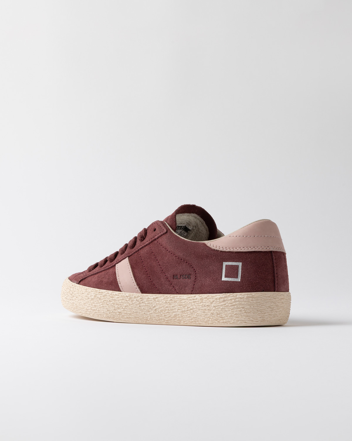 D.A.T.E.: HILL LOW SUEDE BORDEAUX