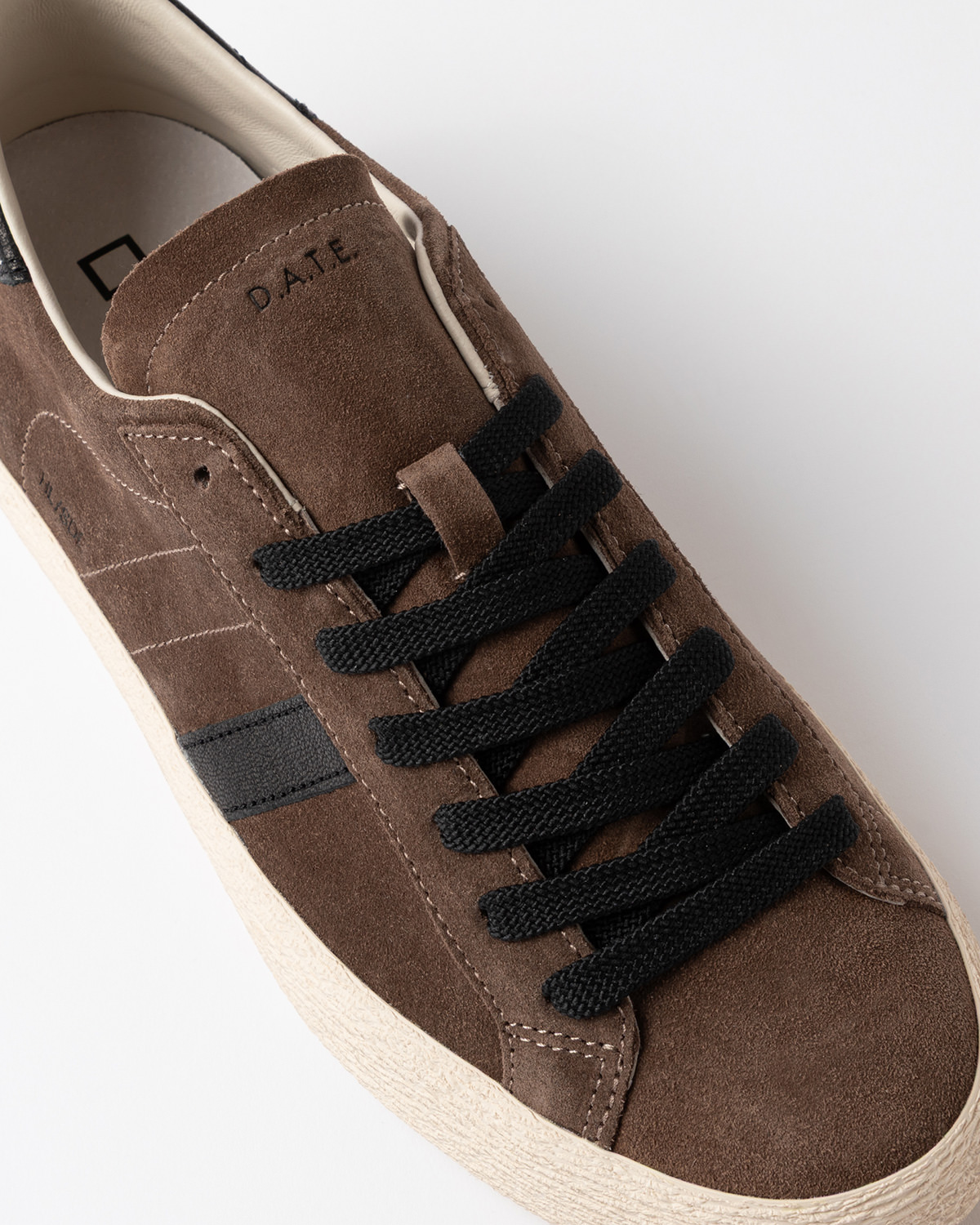 D.A.T.E.: HILL LOW SUEDE BROWN