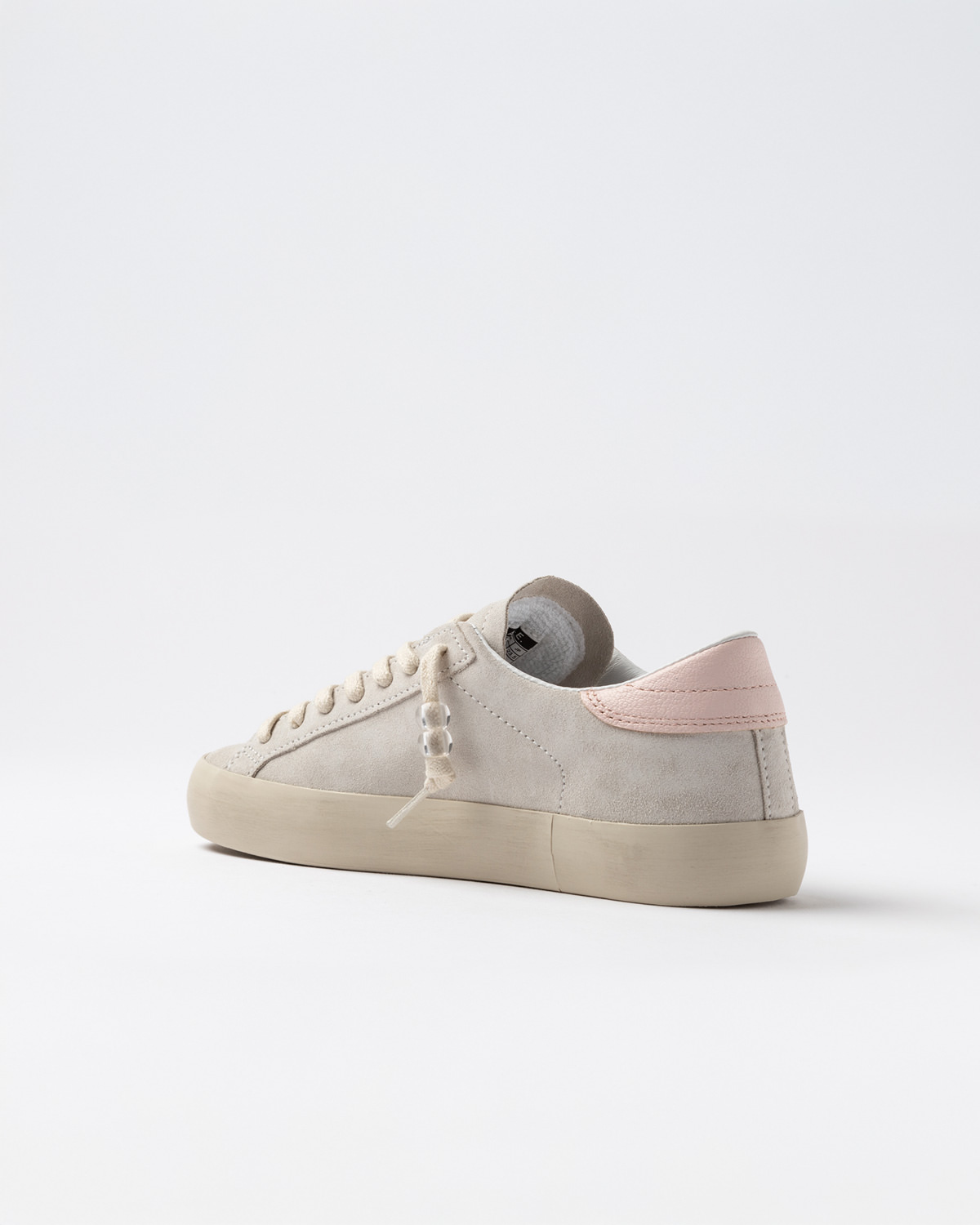 D.A.T.E.: HILL LOW SUEDE MILK