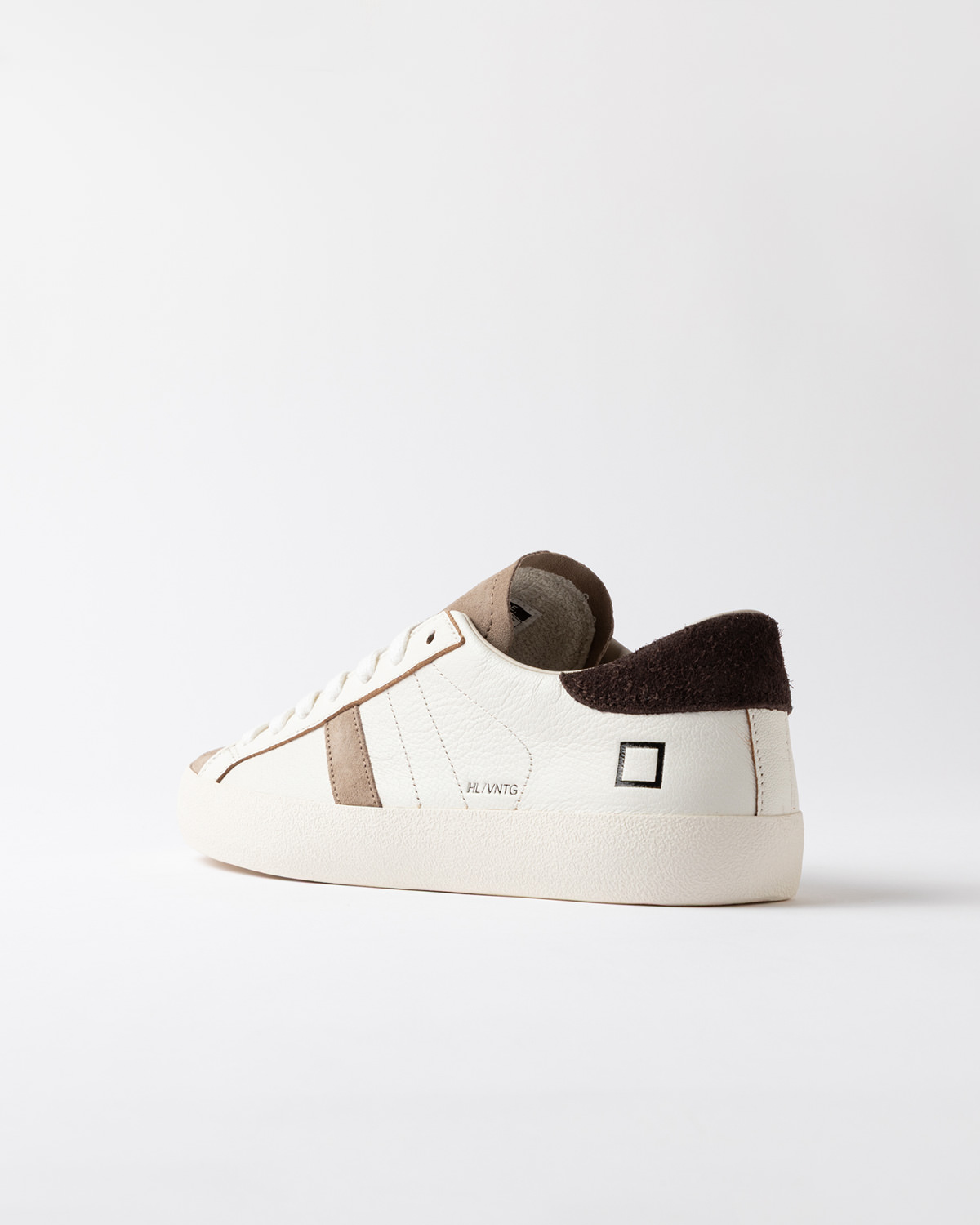 D.A.T.E.: HILL LOW VINTAGE WHITE-BROWN