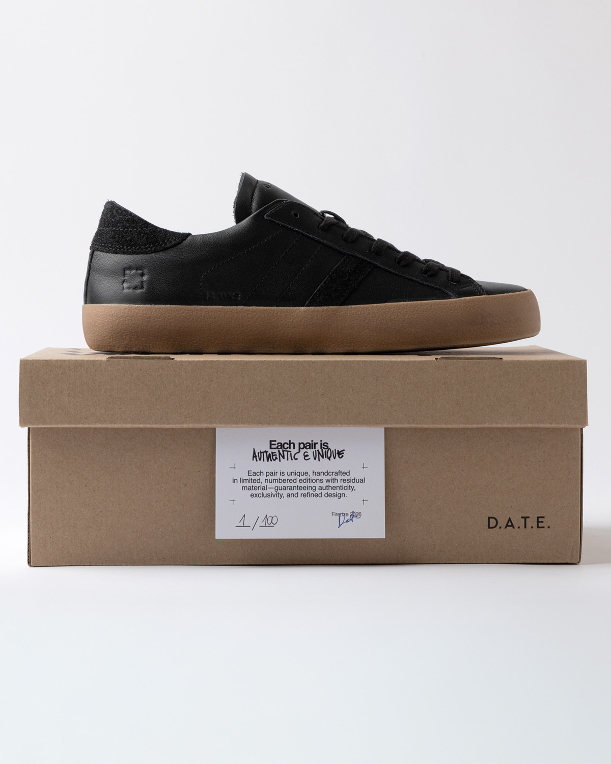 D.A.T.E.: HILL LOW WORKSHOP BLACK-GUM