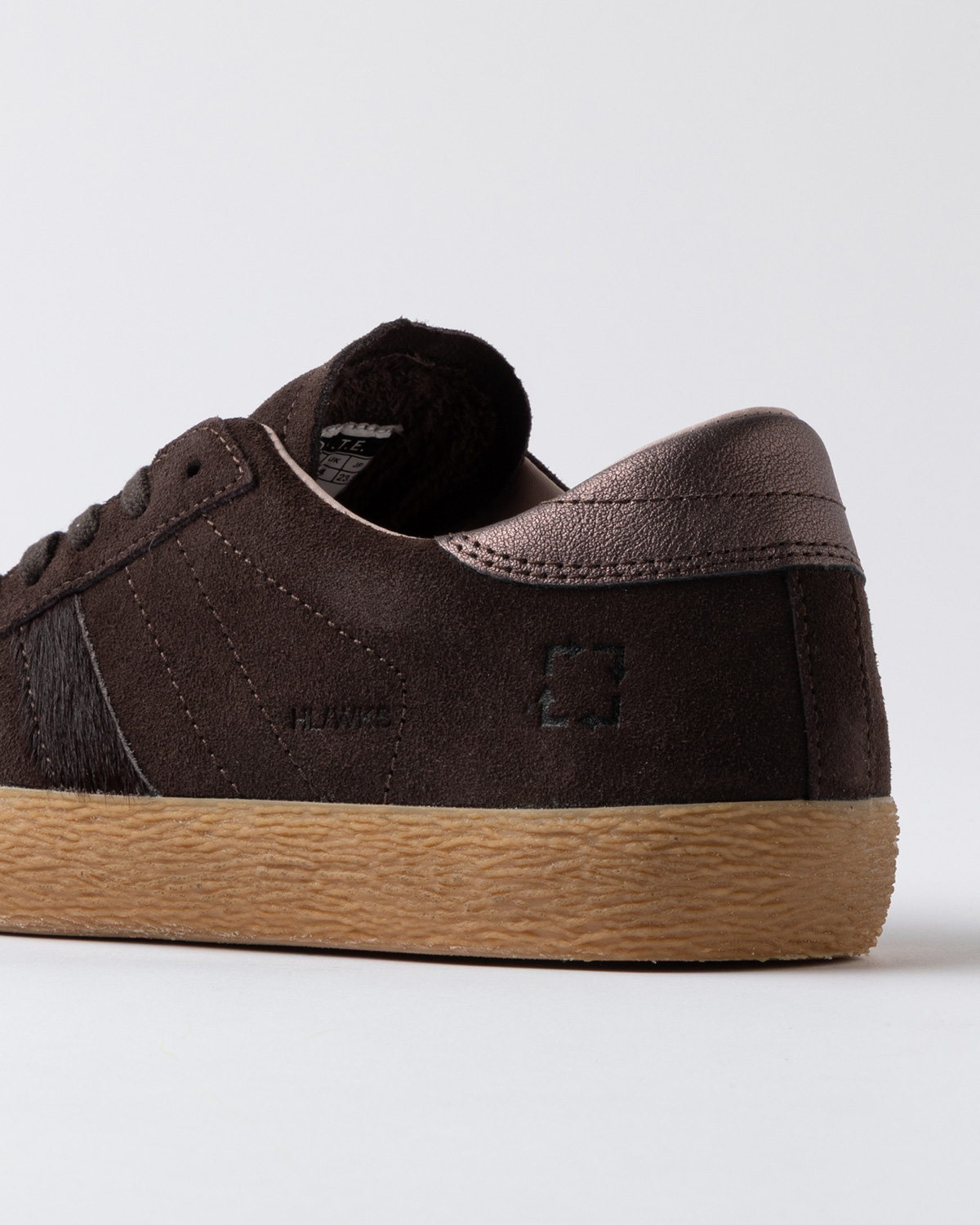 D.A.T.E.: HILL LOW WORKSHOP BROWN