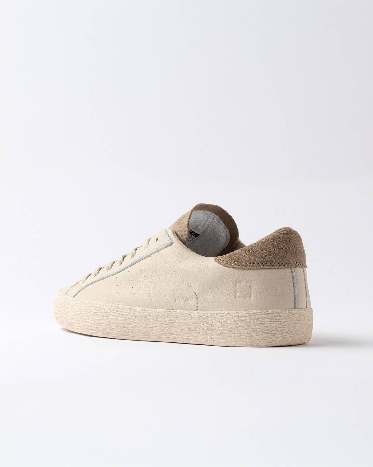 D.A.T.E.: HILL LOW WORKSHOP NATURAL BEIGE