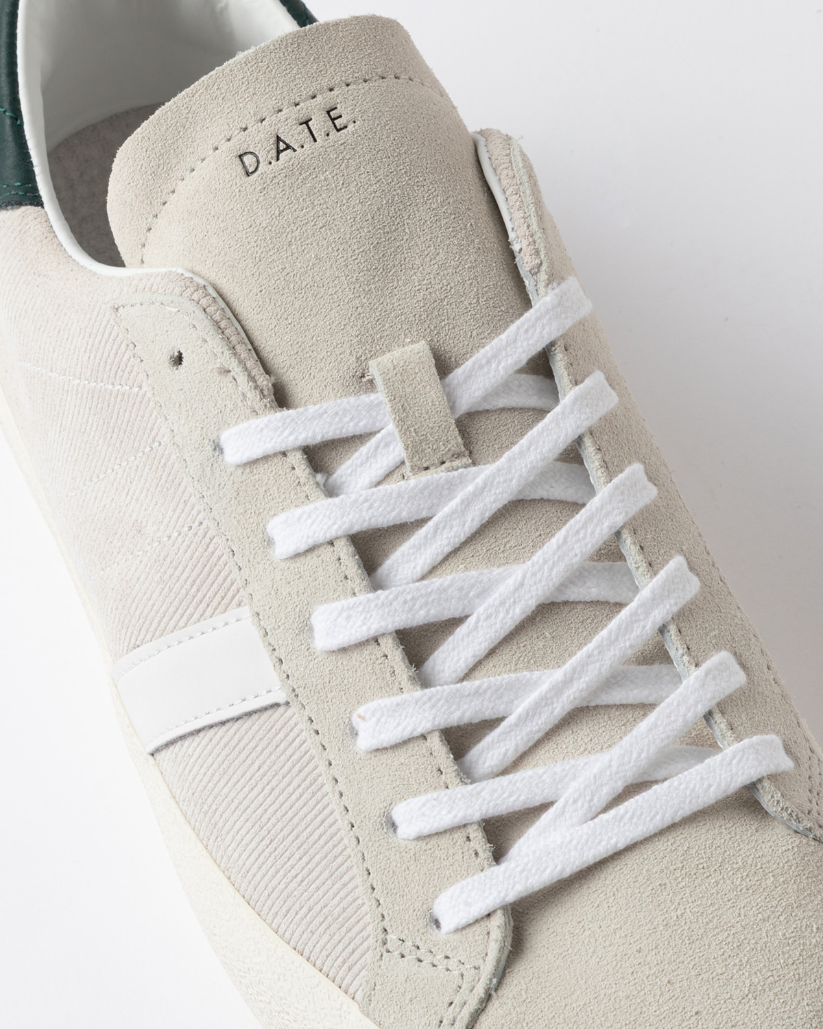 D.A.T.E.: HILL LOW WORKSHOP WHITE-GREEN