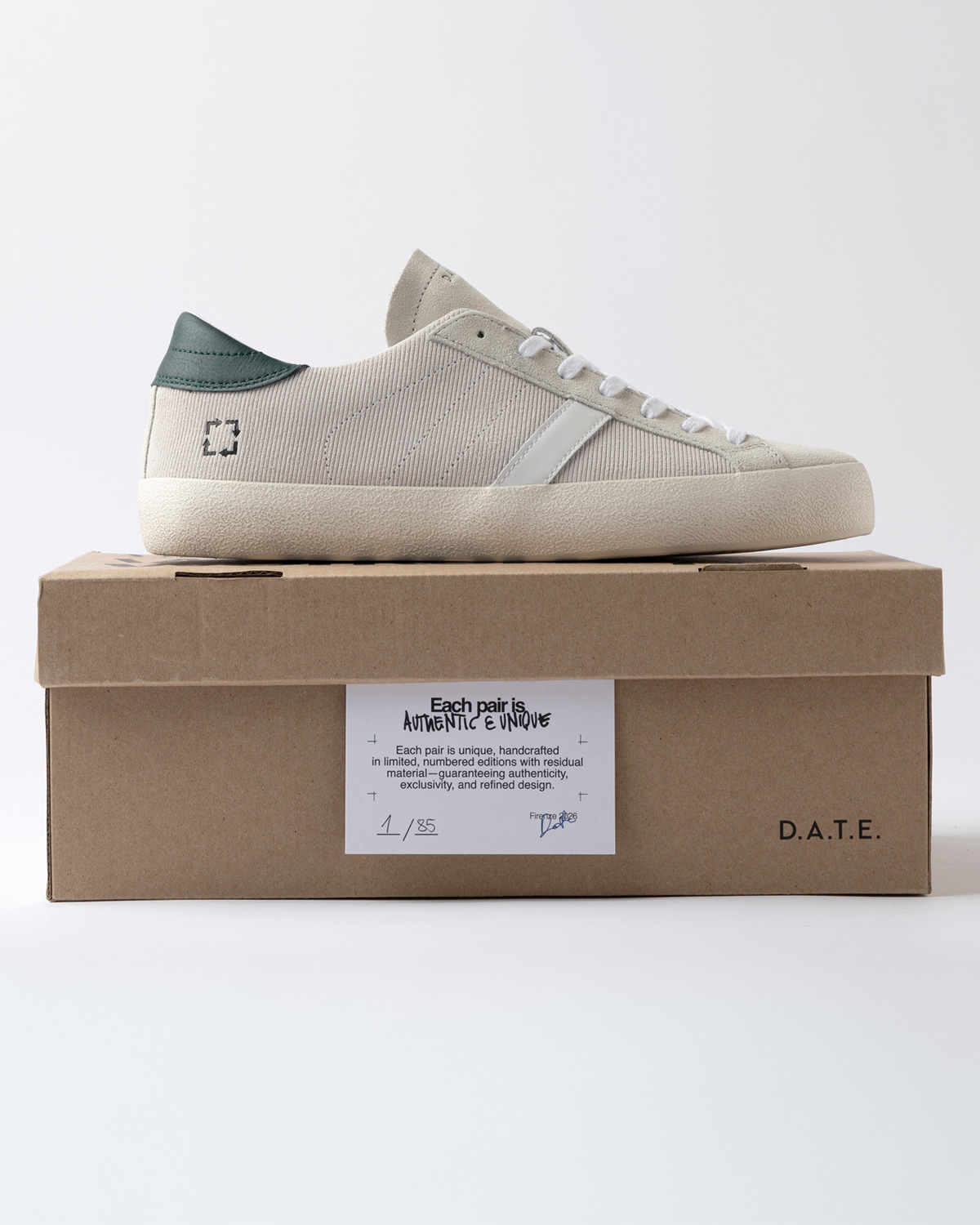 D.A.T.E.: HILL LOW WORKSHOP WHITE-GREEN
