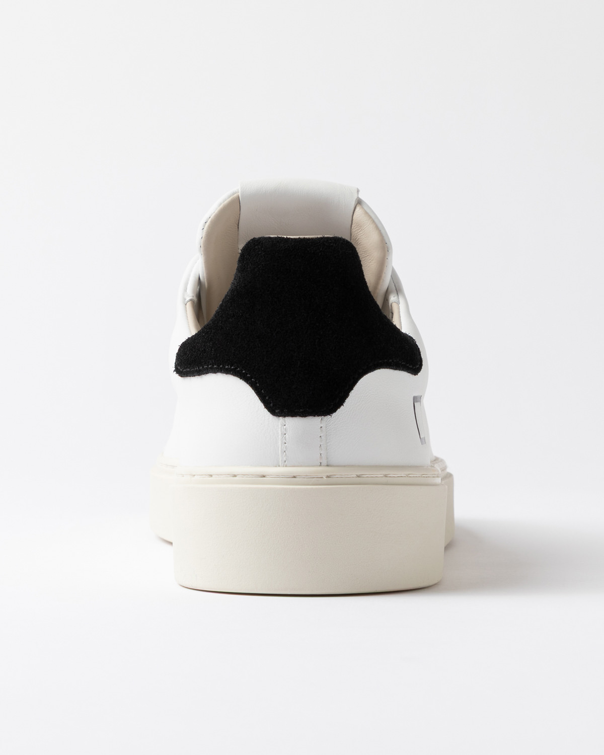 D.A.T.E.: LEVANTE CALF WHITE-BLACK