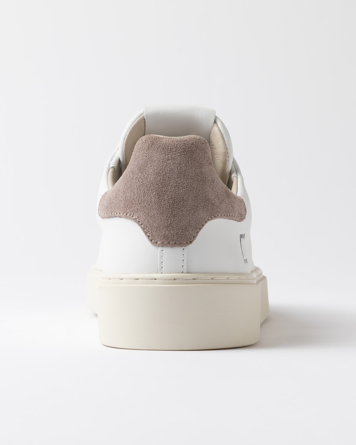 D.A.T.E.: LEVANTE CALF WHITE-TAUPE