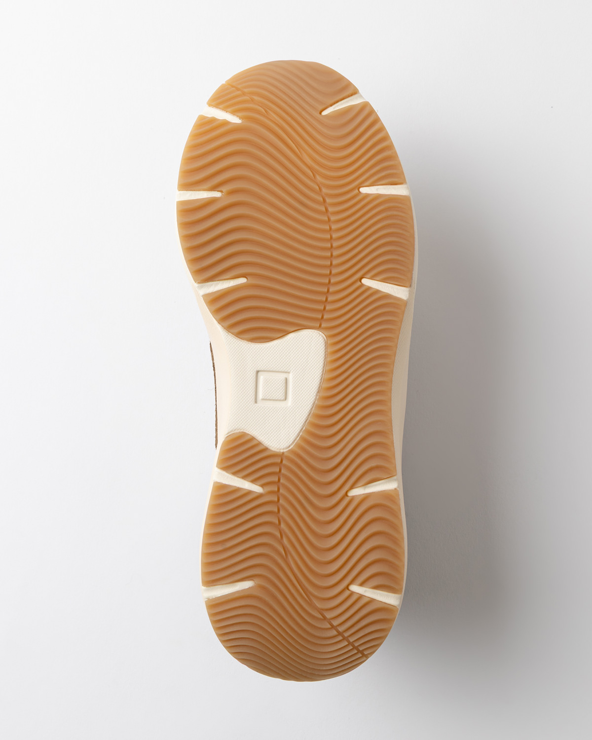 D.A.T.E.: MUSA MONO TAUPE