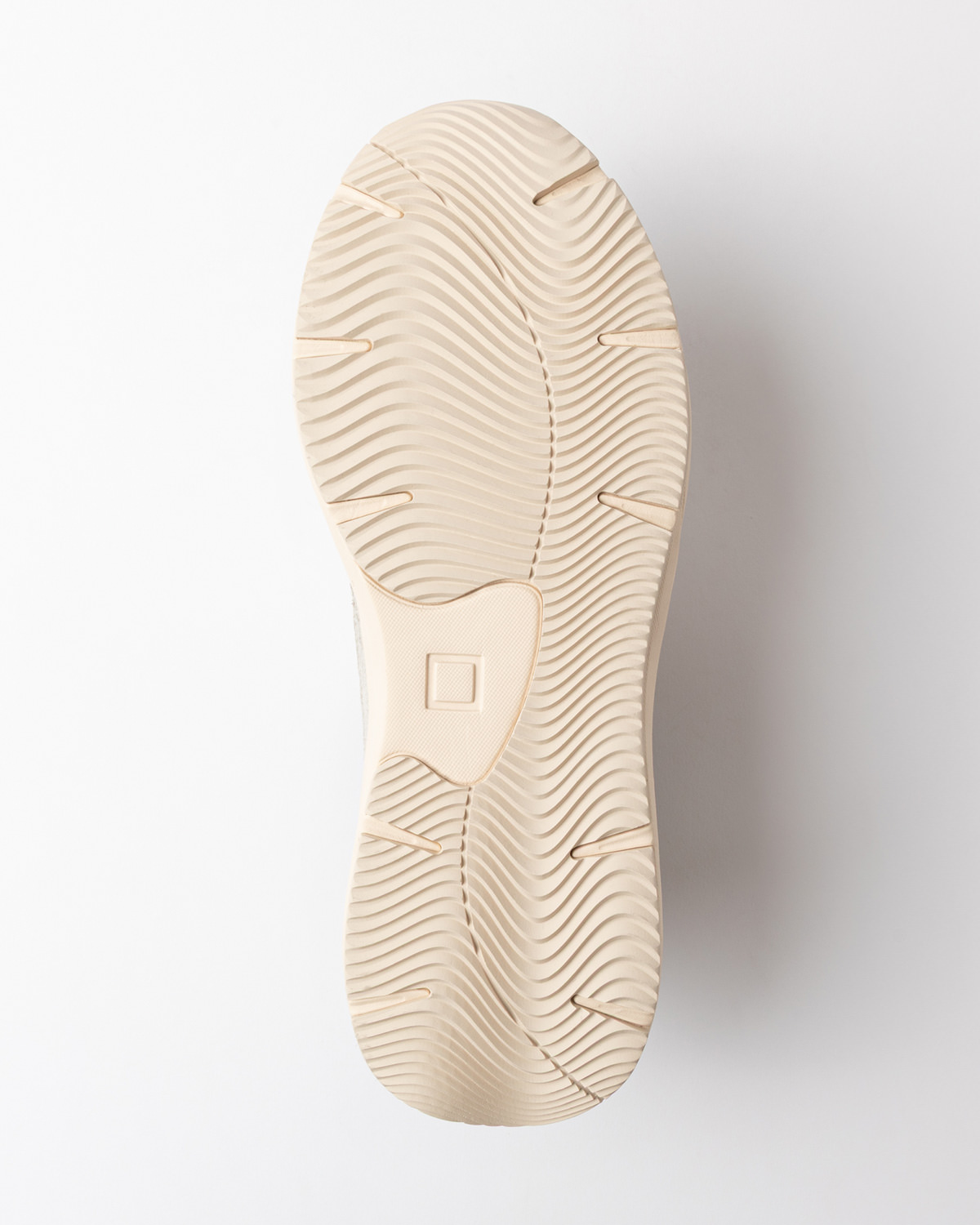 D.A.T.E.: MUSA NYLON BEIGE