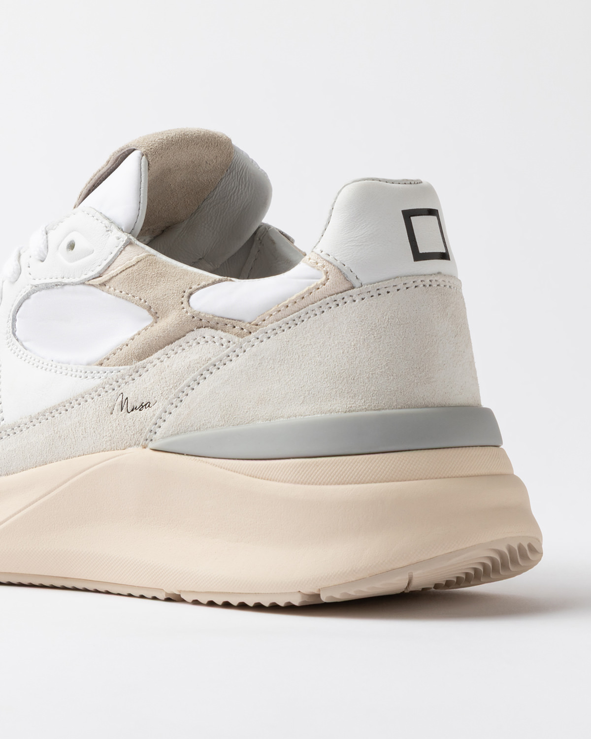 D.A.T.E.: MUSA NYLON WHITE