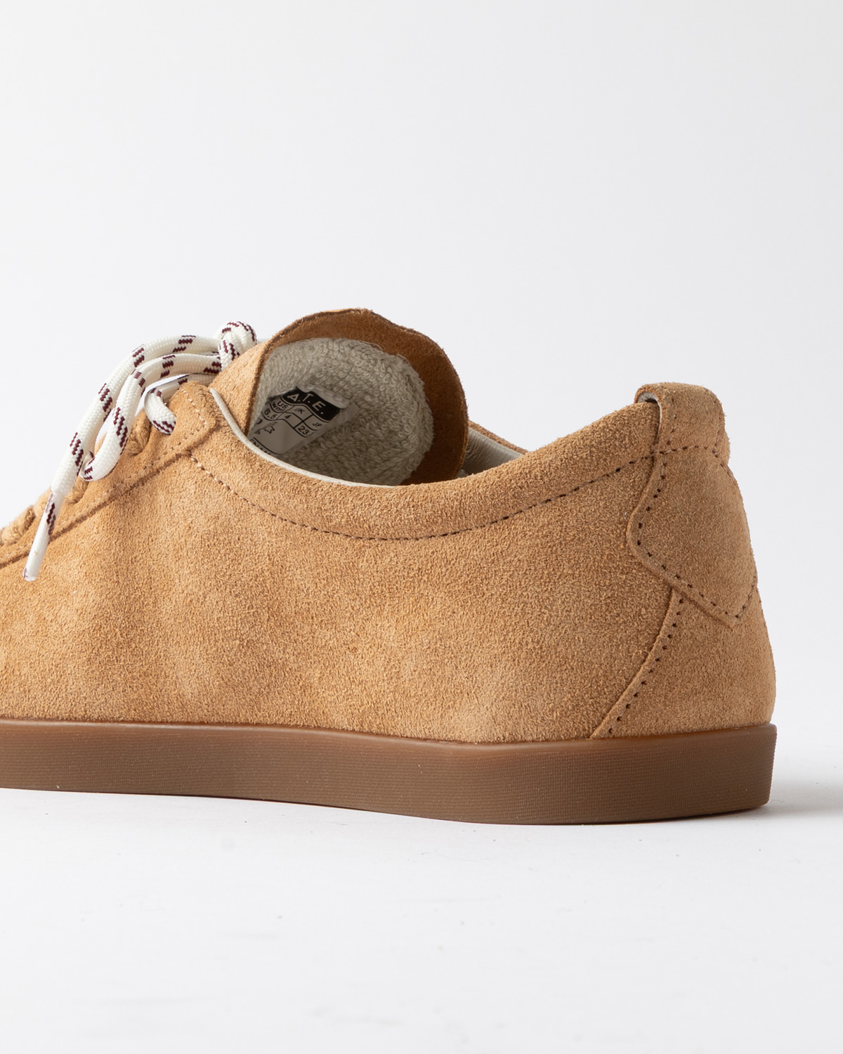 D.A.T.E.: PRIMA SUEDE CAMEL