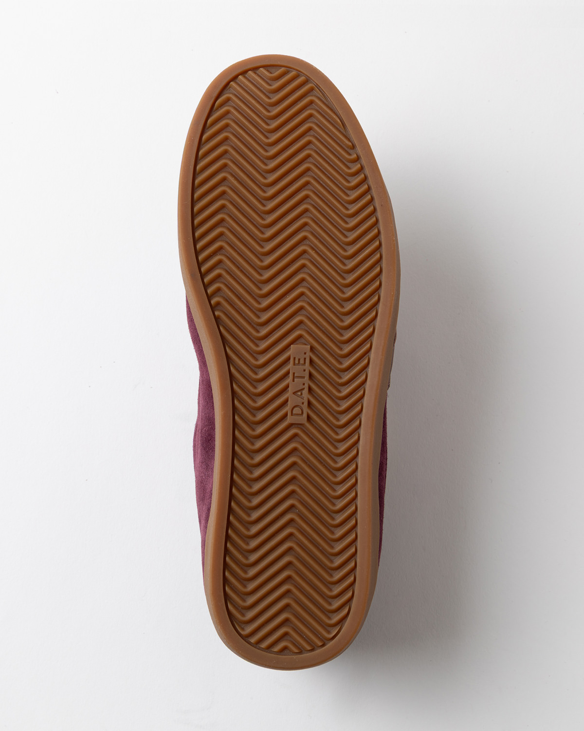 D.A.T.E.: PRIMA SUEDE WINE