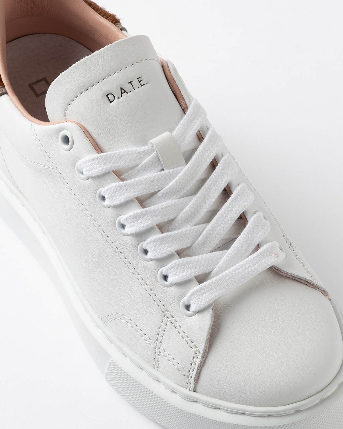 D.A.T.E.: SFERA PONY WHITE-CUOIO