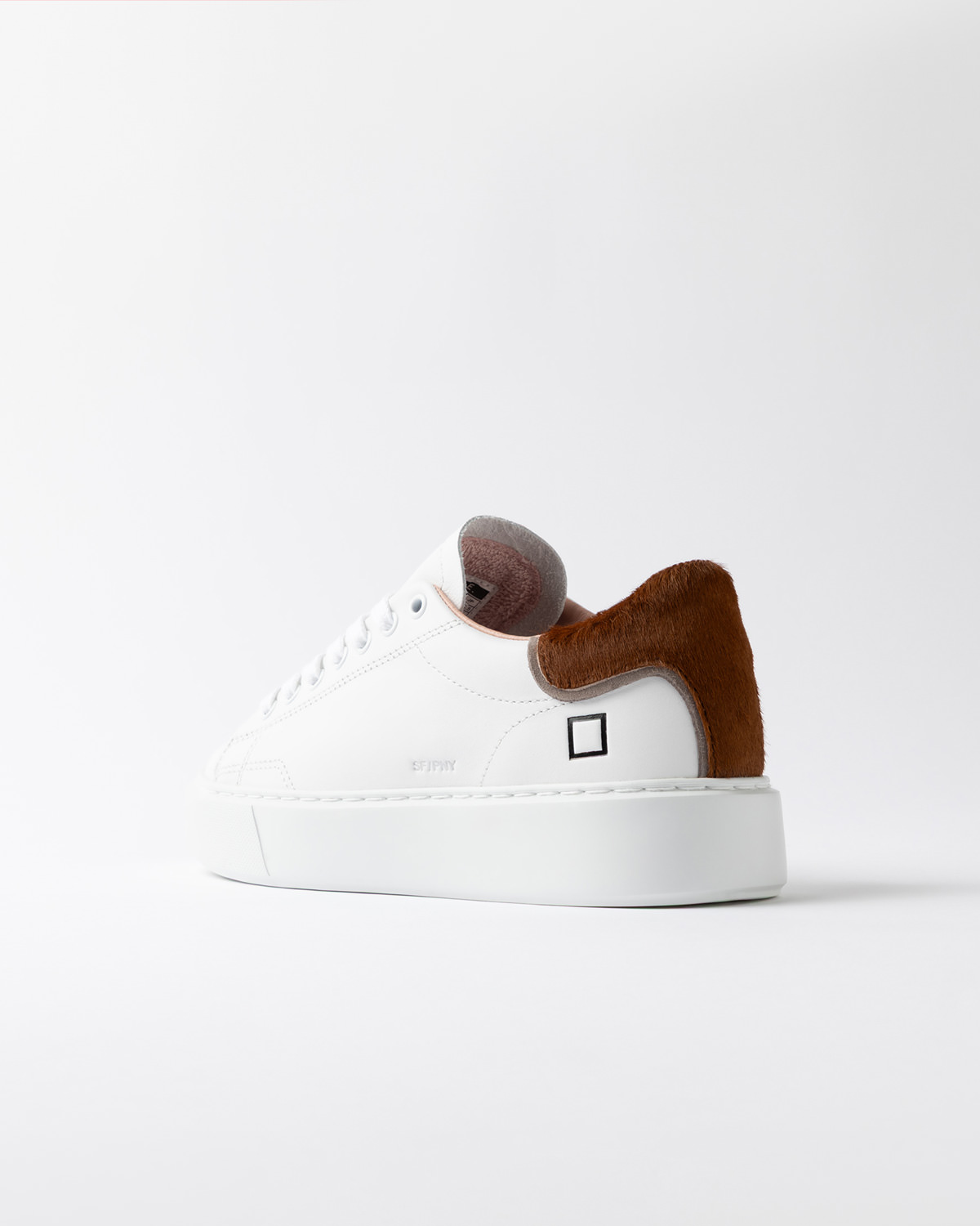 D.A.T.E.: SFERA PONY WHITE-CUOIO