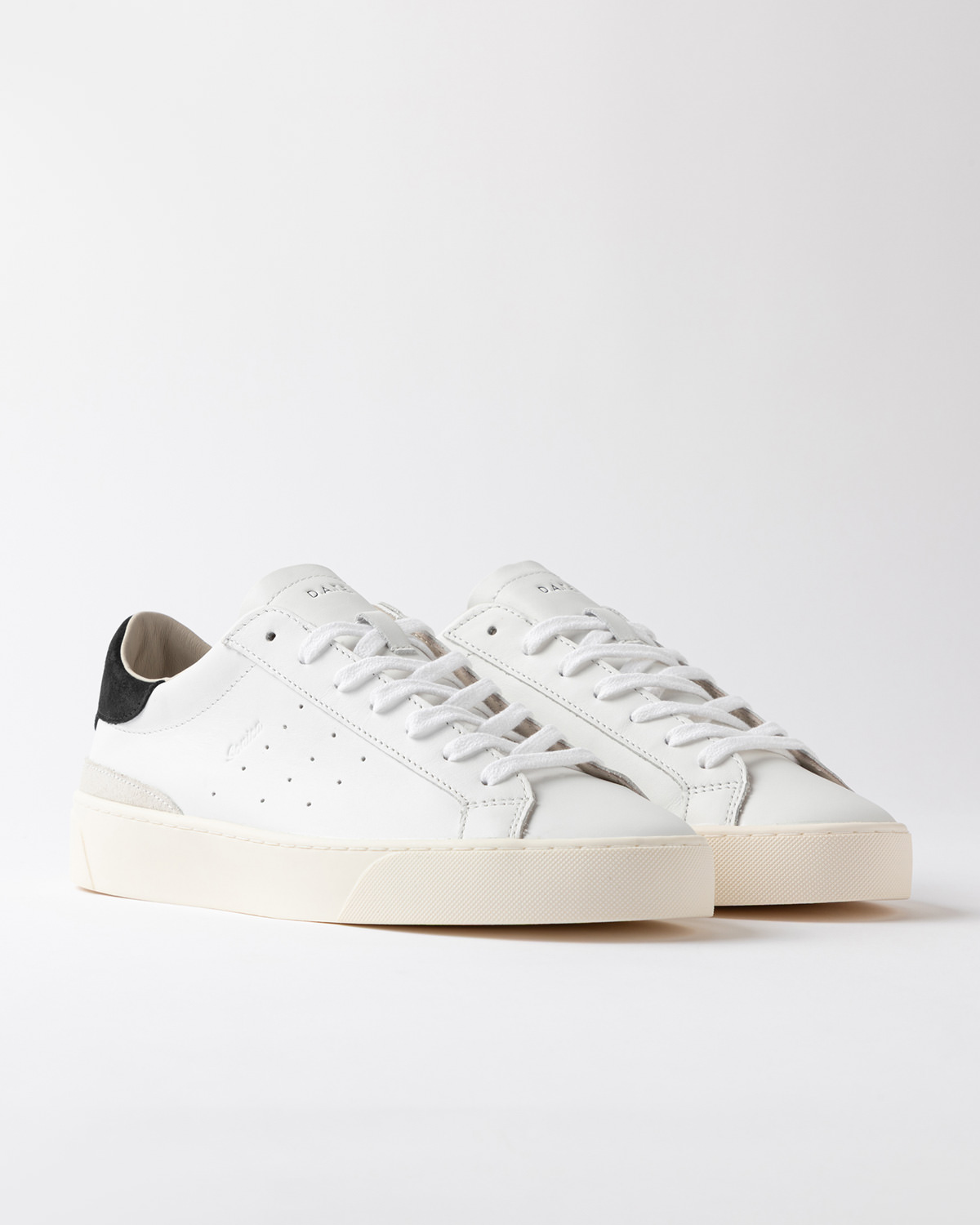 D.A.T.E.: SONICA CALF WHITE-BLACK