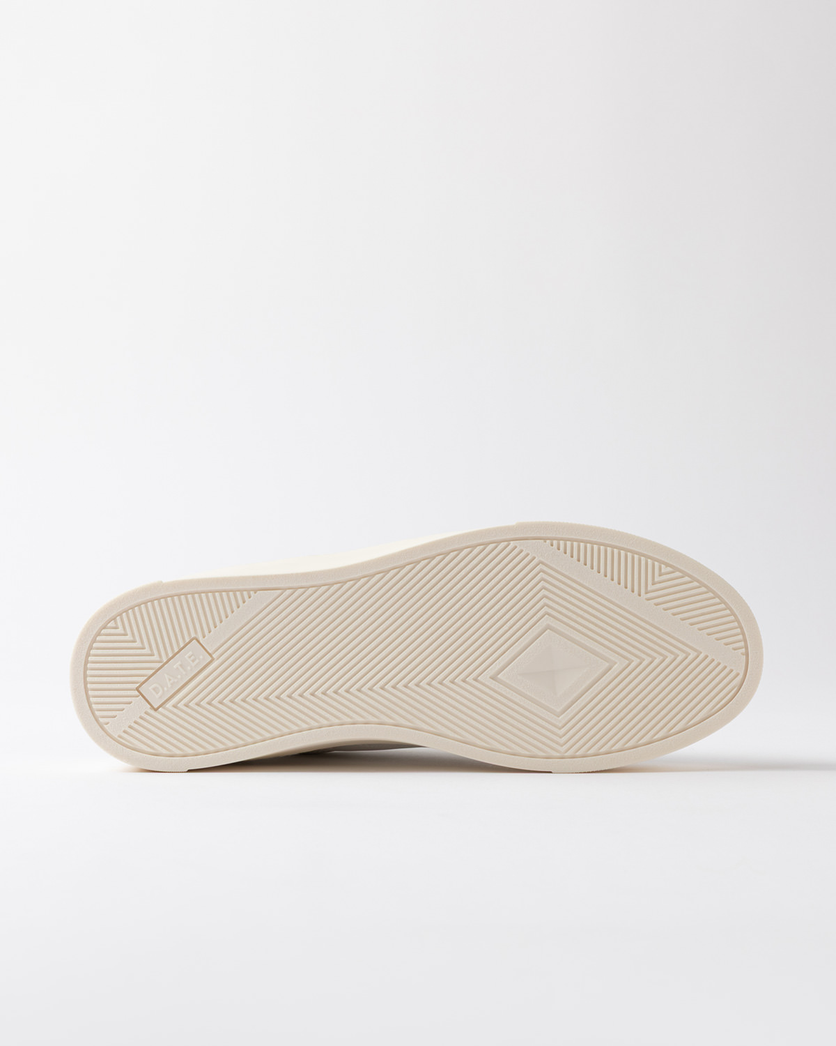 D.A.T.E.: SONICA CALF WHITE-BLACK