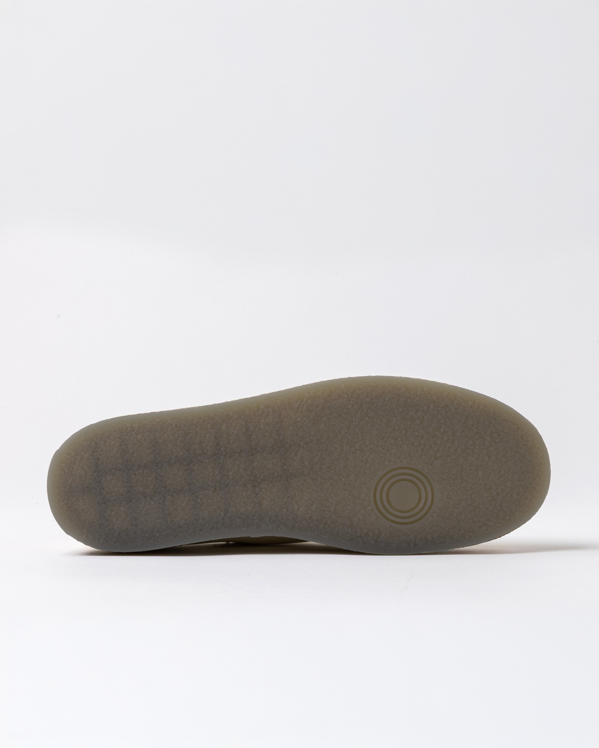 D.A.T.E.: TENDER CANVAS BLACK