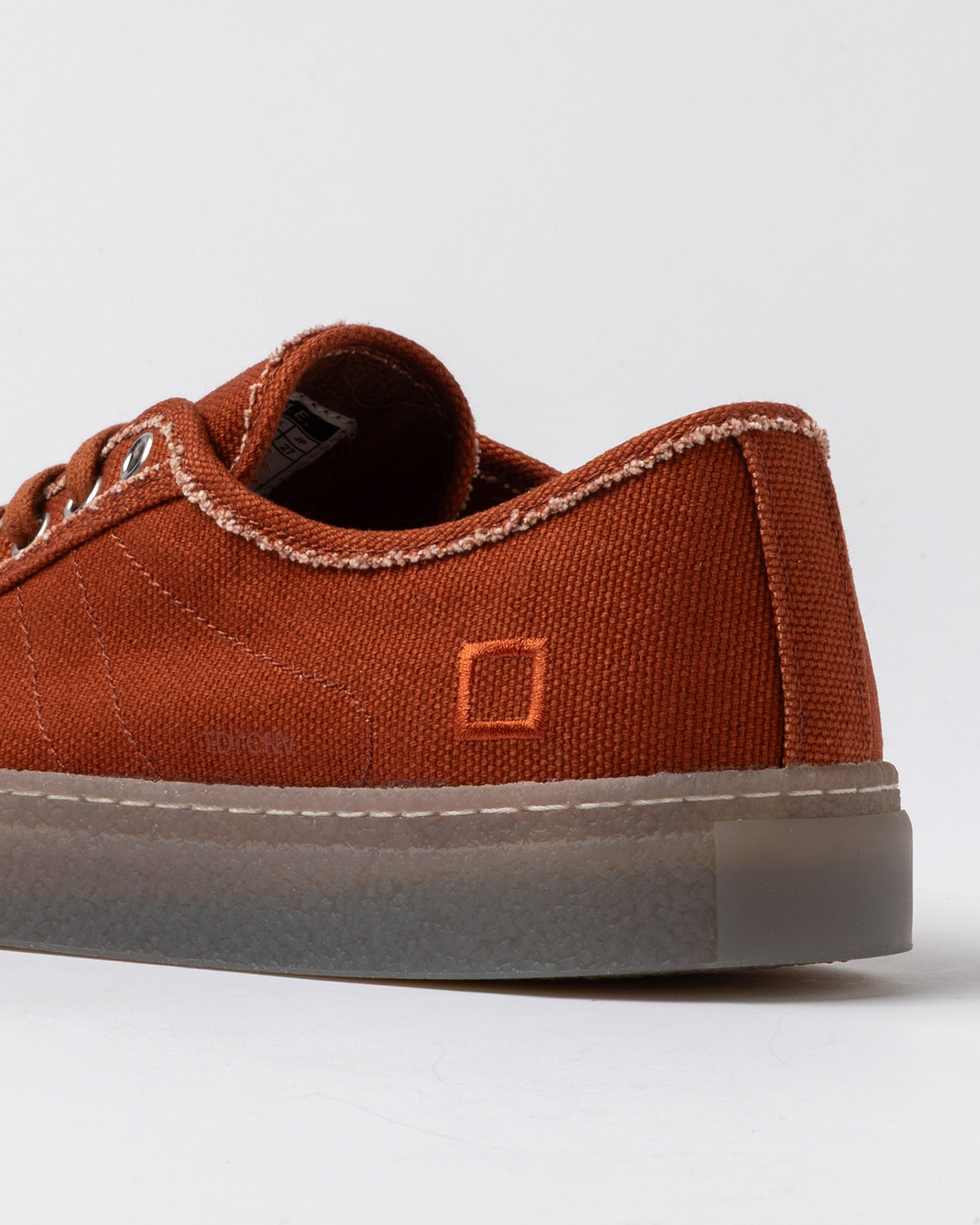 D.A.T.E.: TENDER CANVAS RUST
