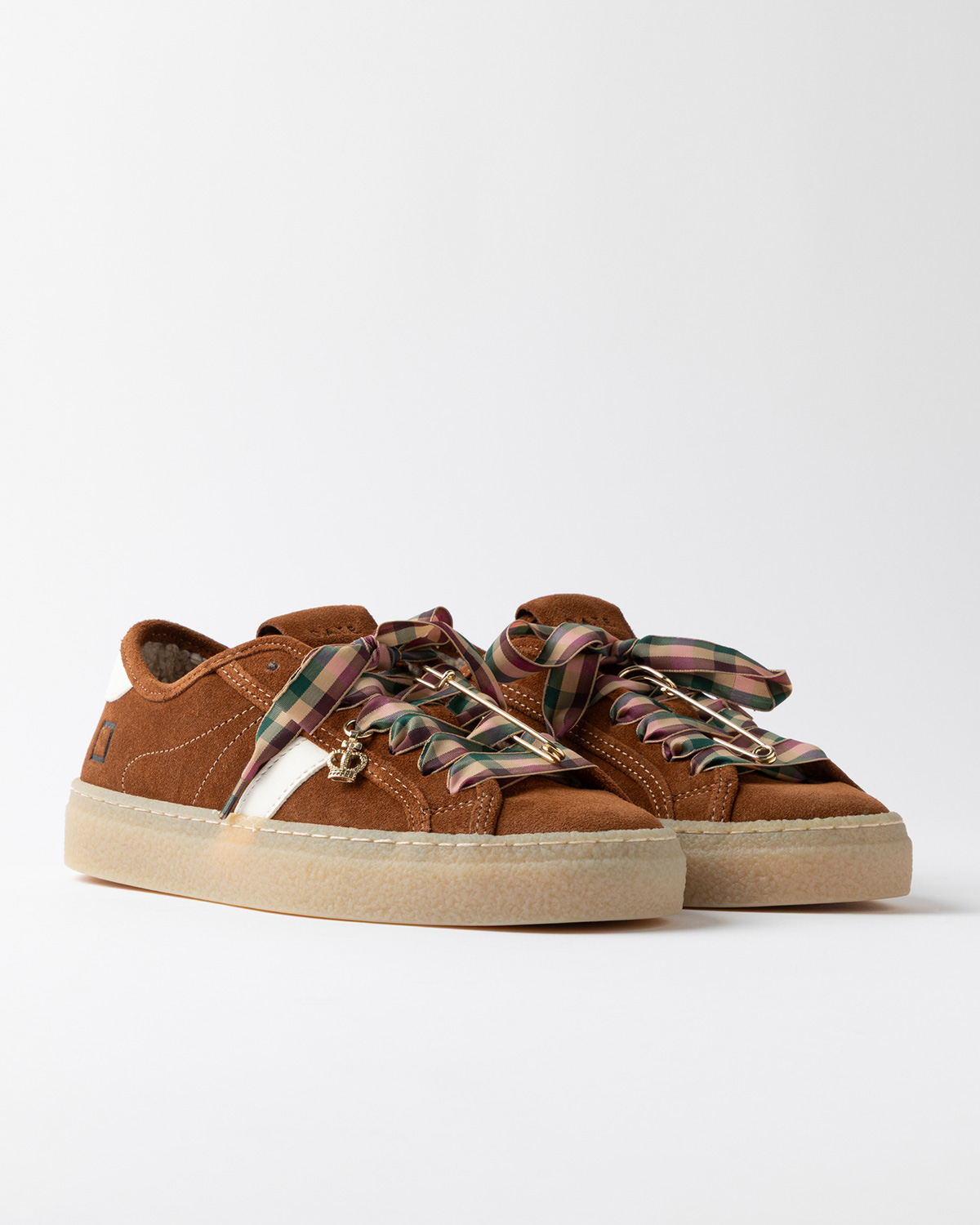 D.A.T.E.: TENDER SUEDE CUOIO