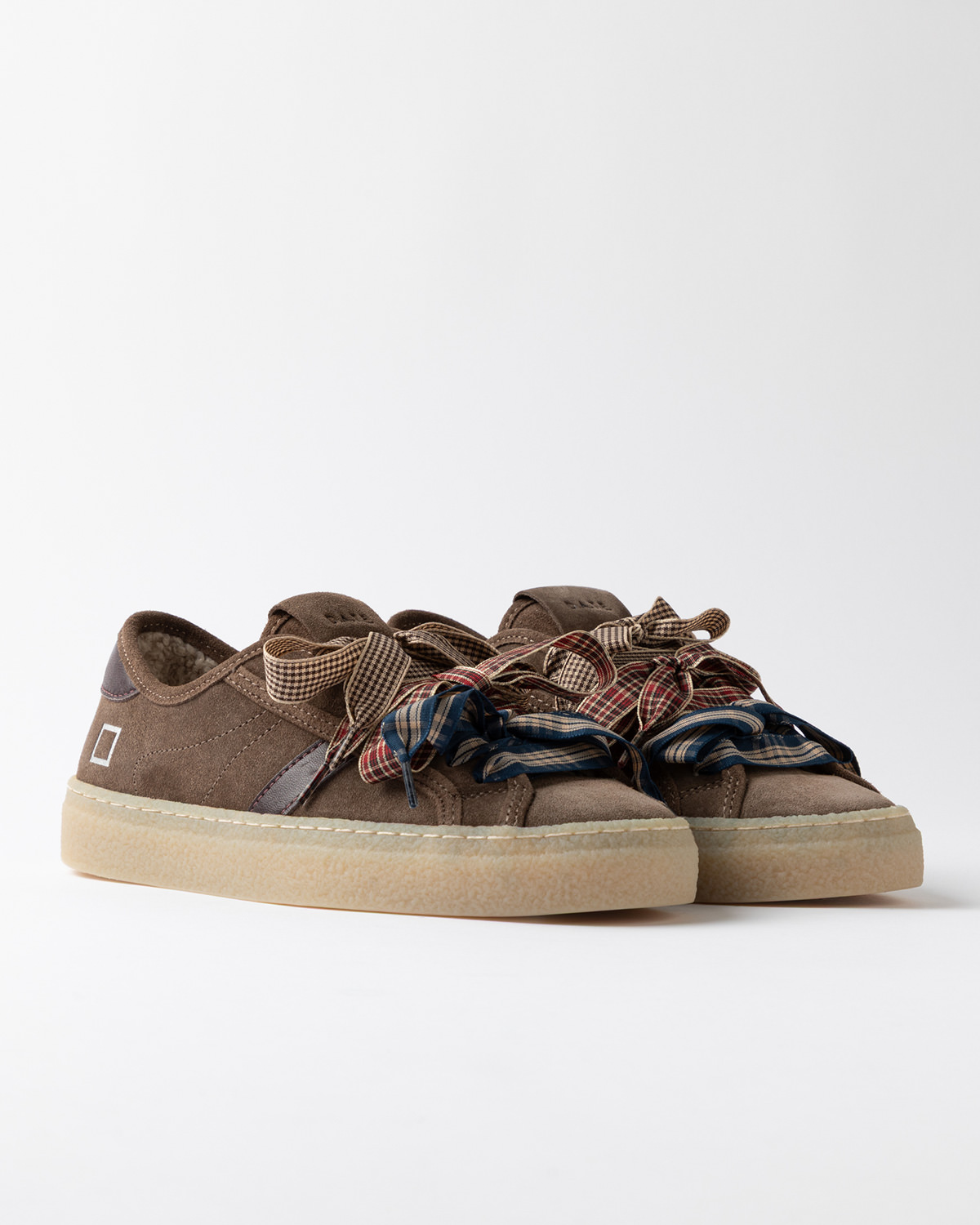 D.A.T.E.: TENDER SUEDE TAUPE